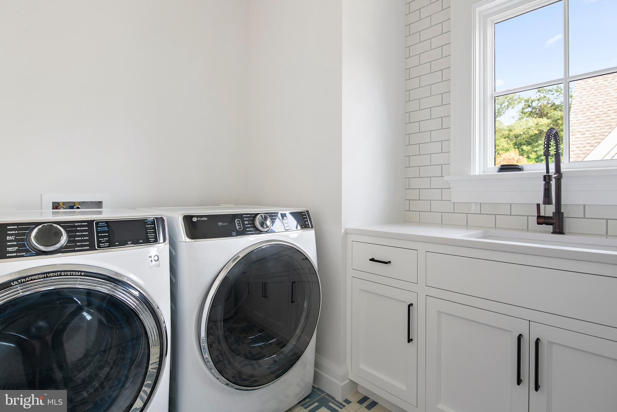 HARNESS CREEK - Residential