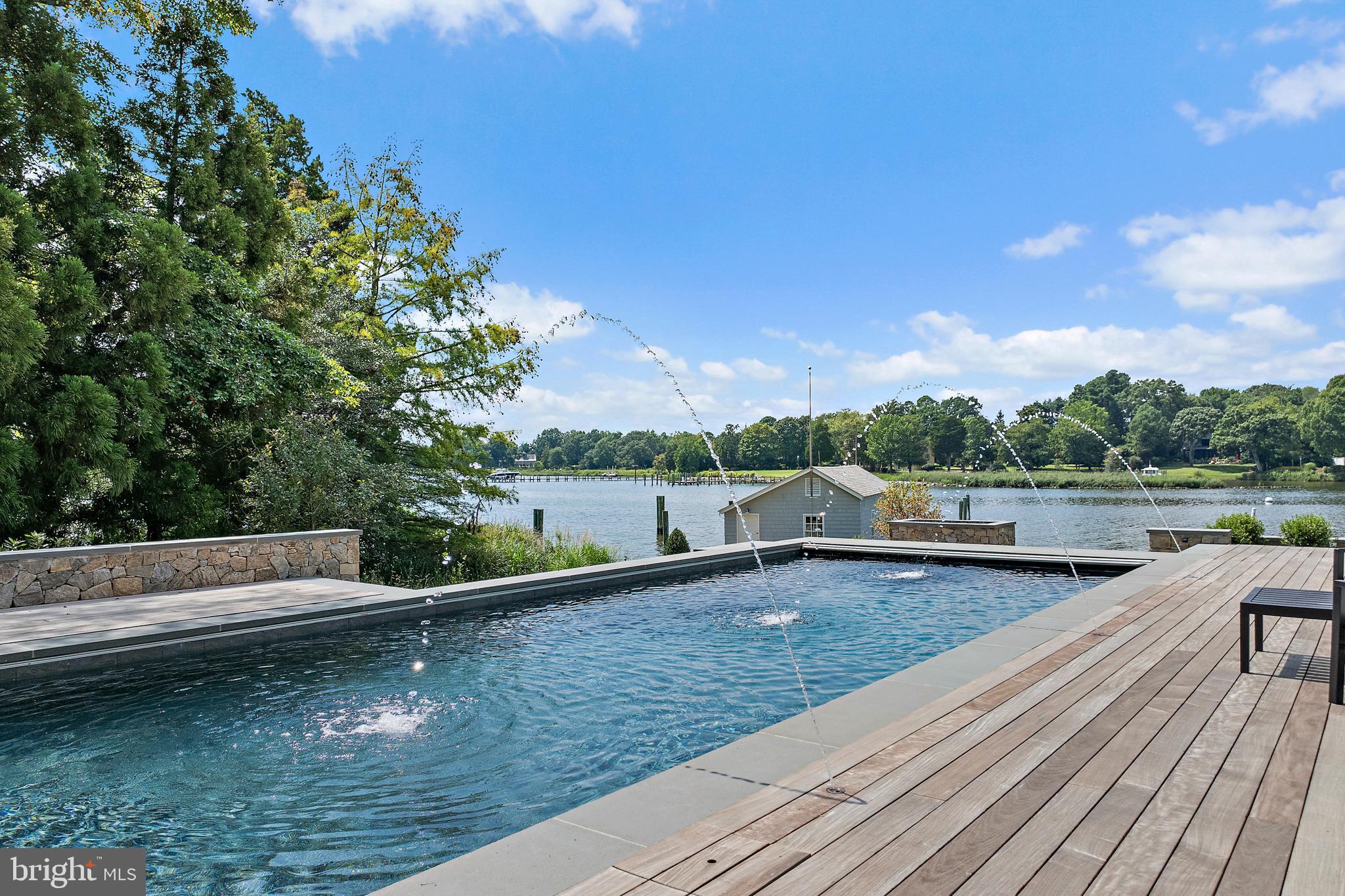 HARNESS CREEK - Residential