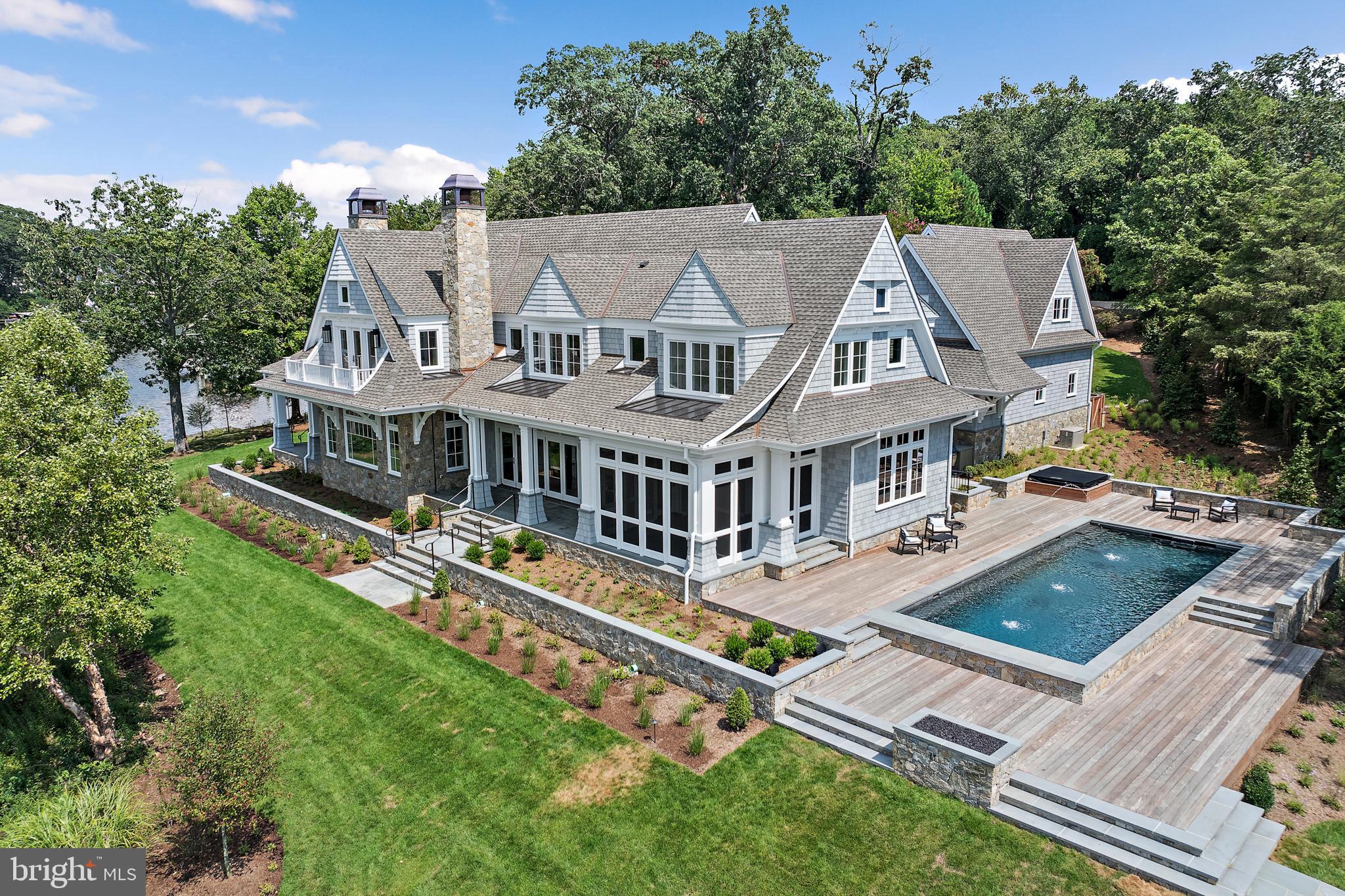 HARNESS CREEK - Residential