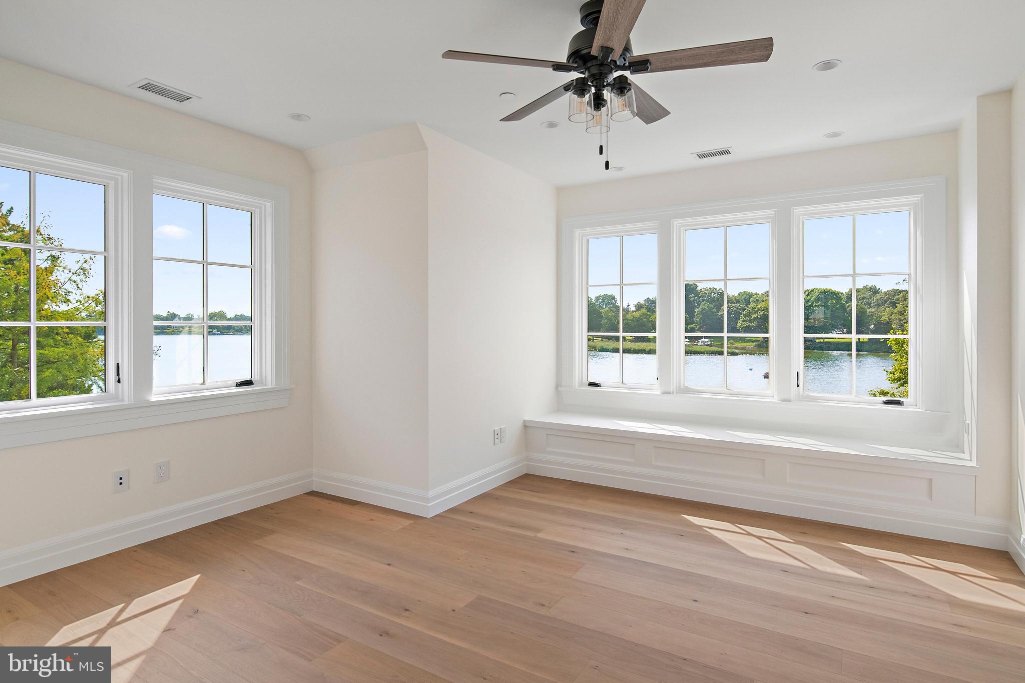 HARNESS CREEK - Residential