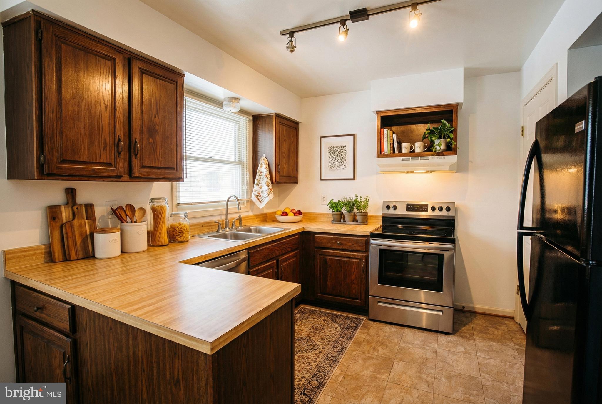 MILL CREEK SOUTH - Residential