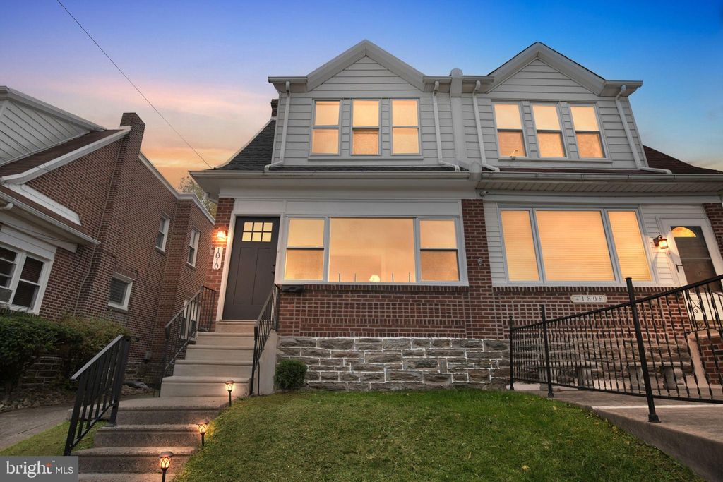 Photo of 1810 Stanwood Street, PHILADELPHIA, PA 19152 (MLS # PAPH2555702)