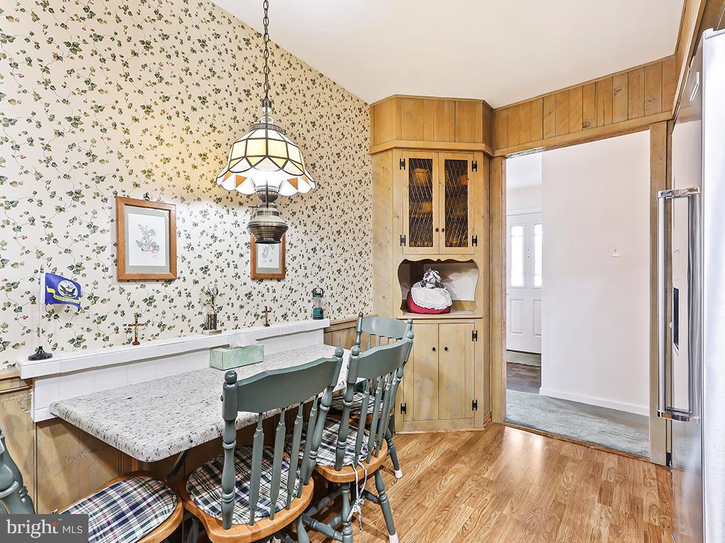 BURGUNDY HILLS - Residential