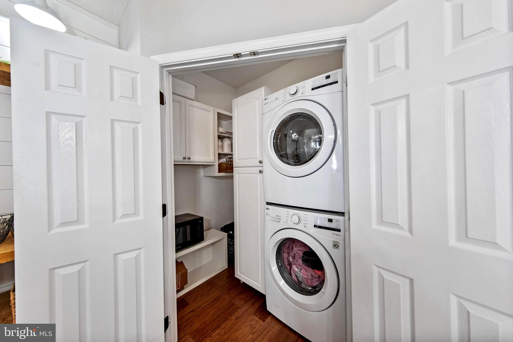 DEER SPRING - Residential