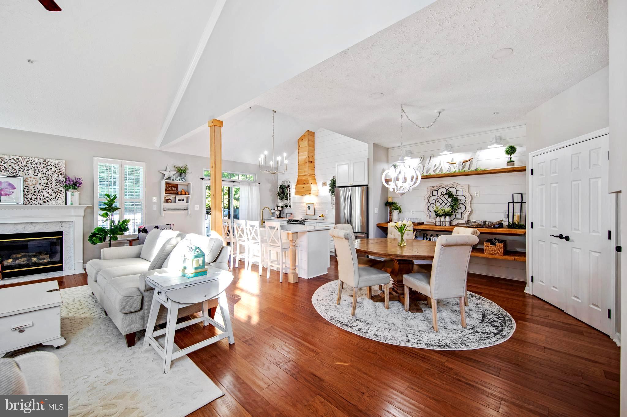 DEER SPRING - Residential