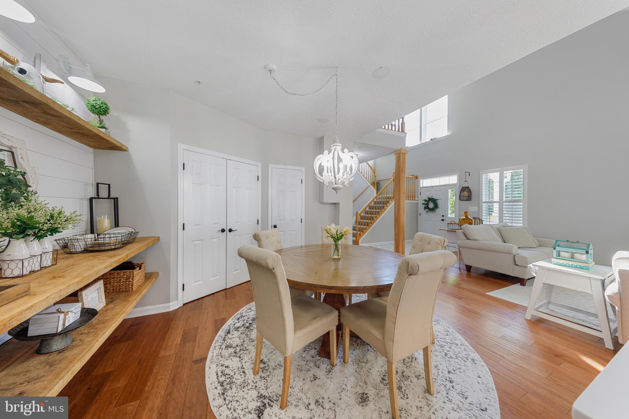 DEER SPRING - Residential