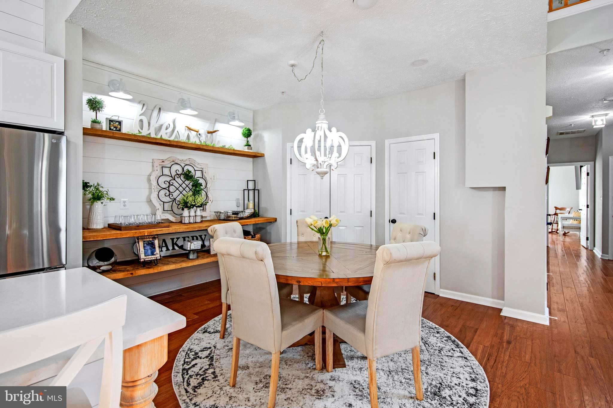 DEER SPRING - Residential