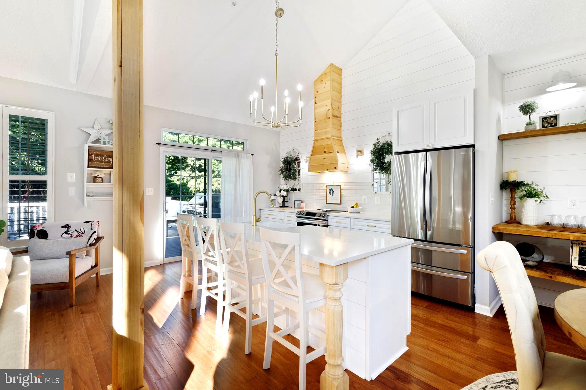 DEER SPRING - Residential