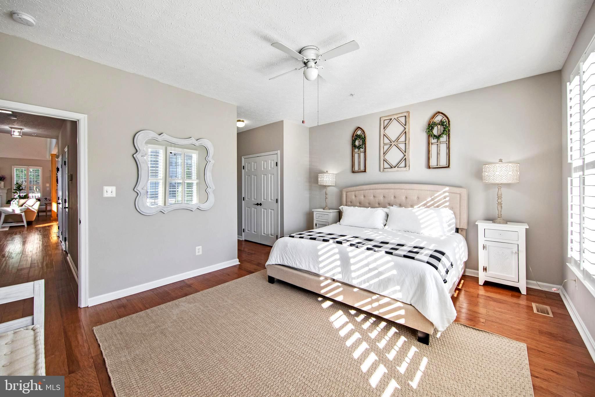 DEER SPRING - Residential