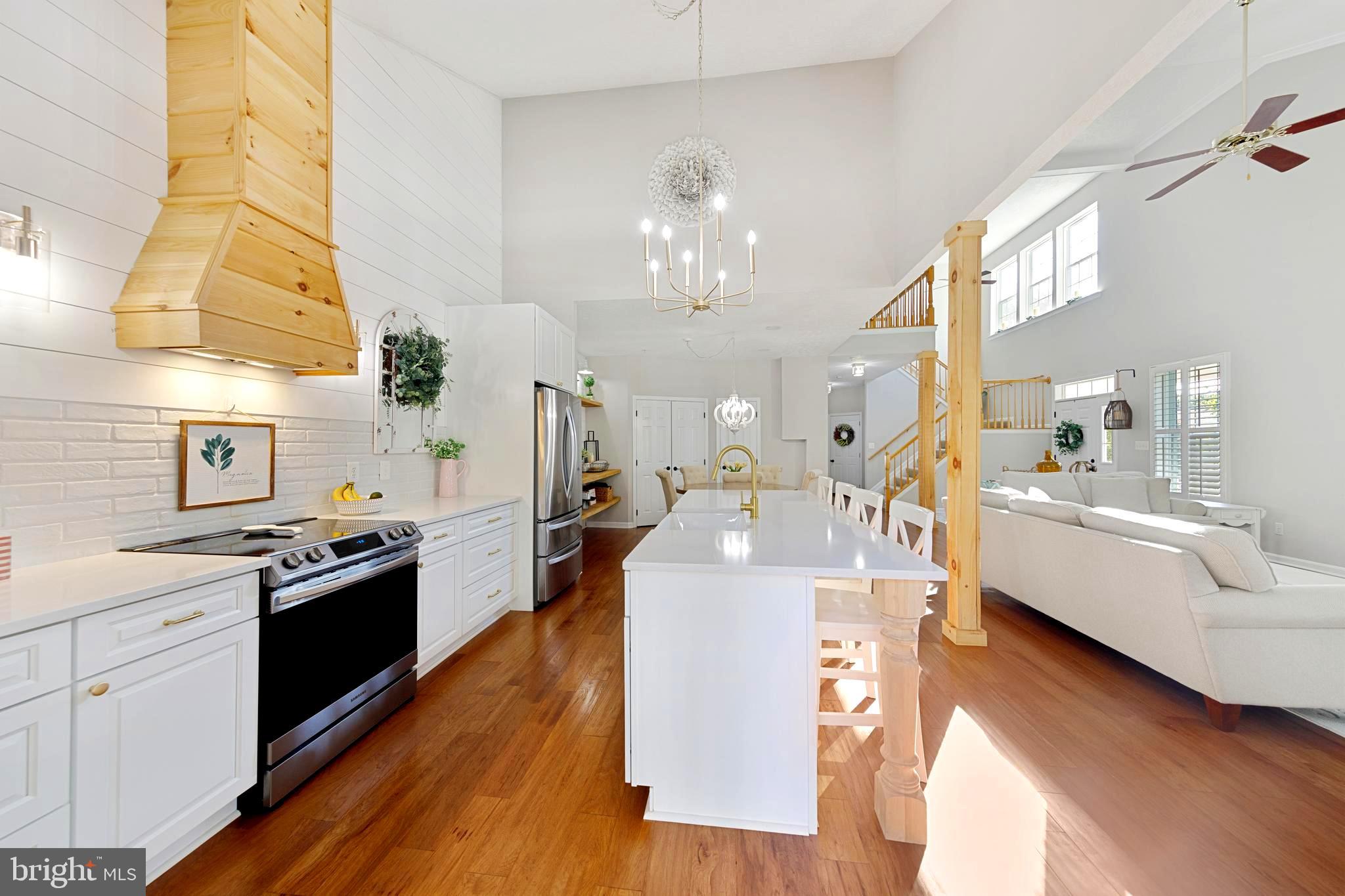 DEER SPRING - Residential