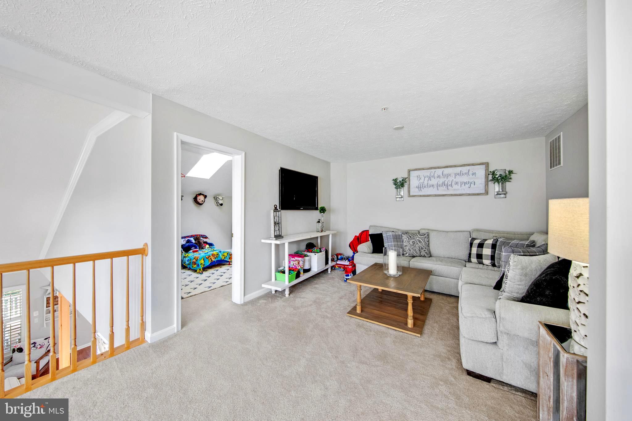 DEER SPRING - Residential