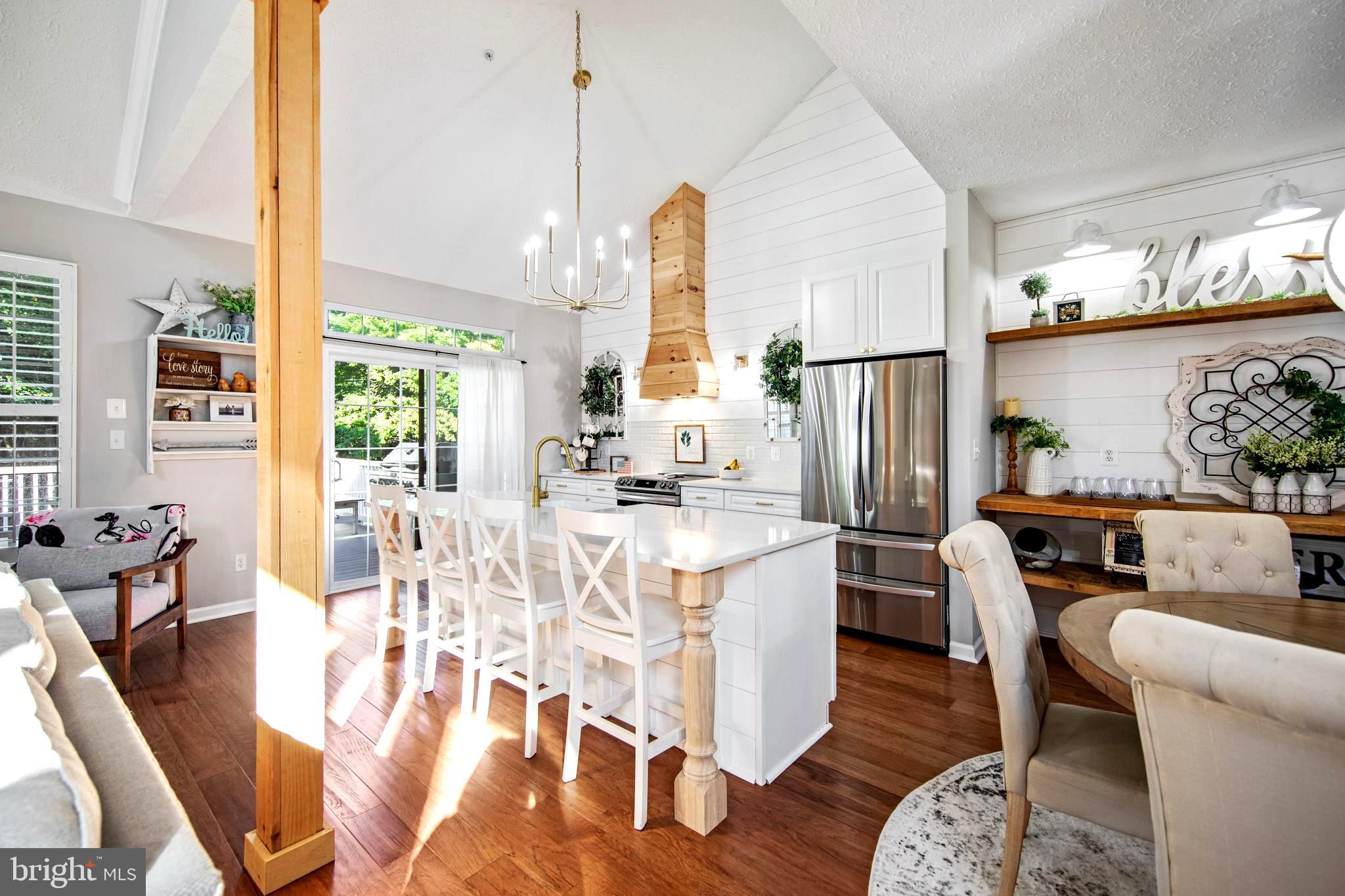 DEER SPRING - Residential