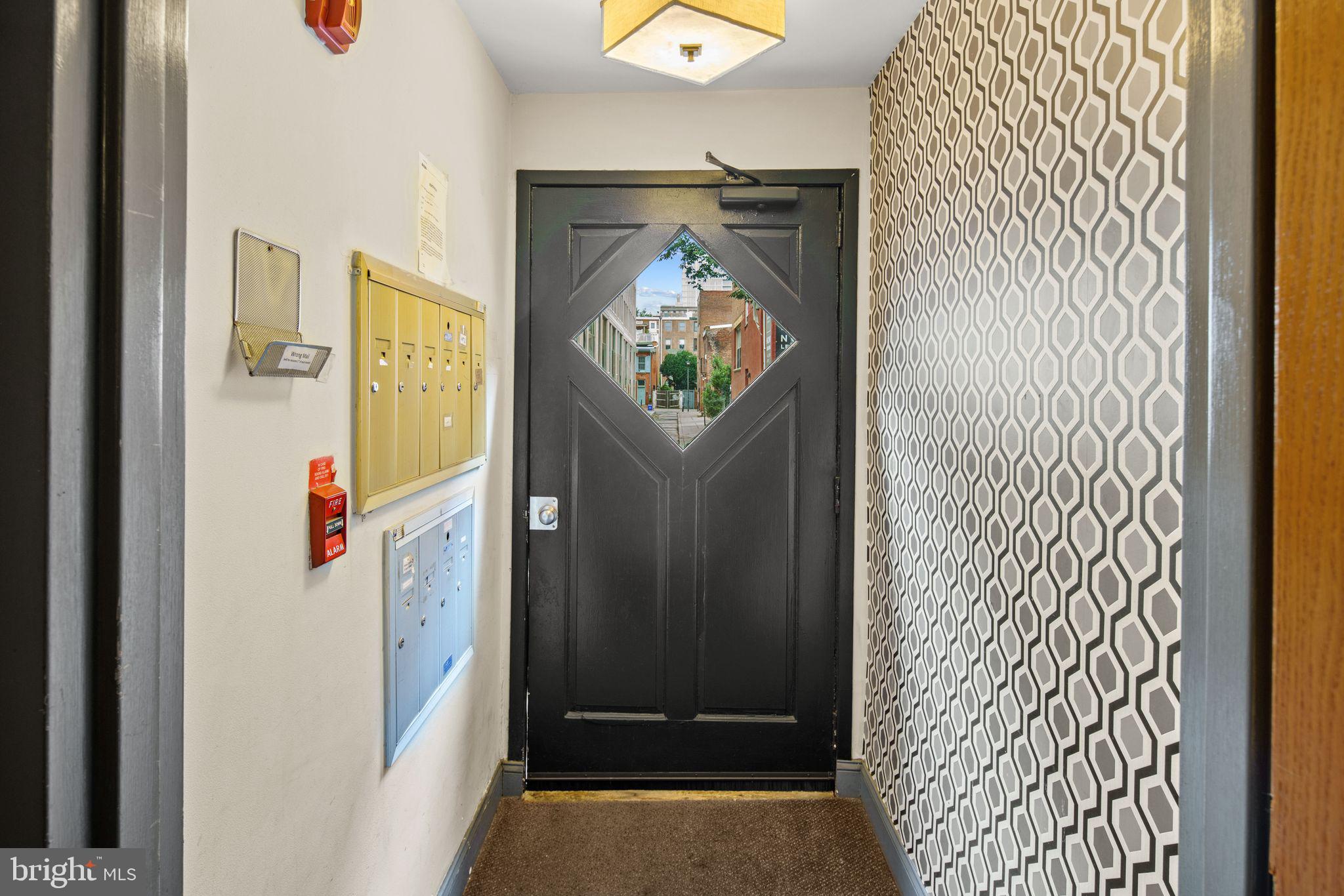 WASHINGTON SQ - Residential Lease