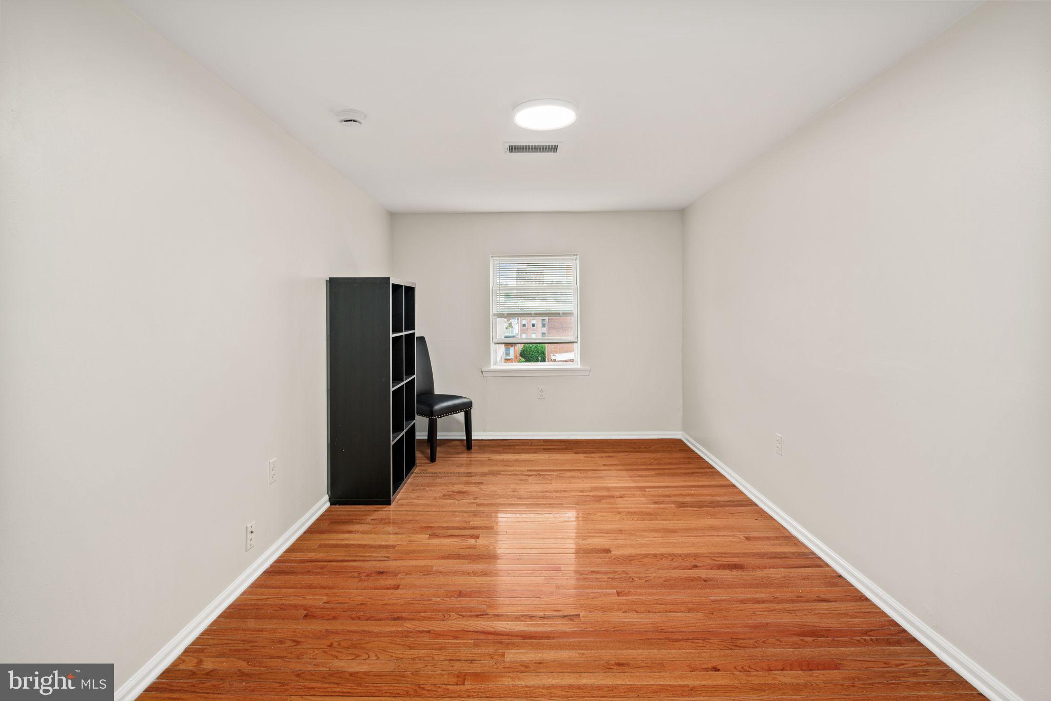 WASHINGTON SQ - Residential Lease