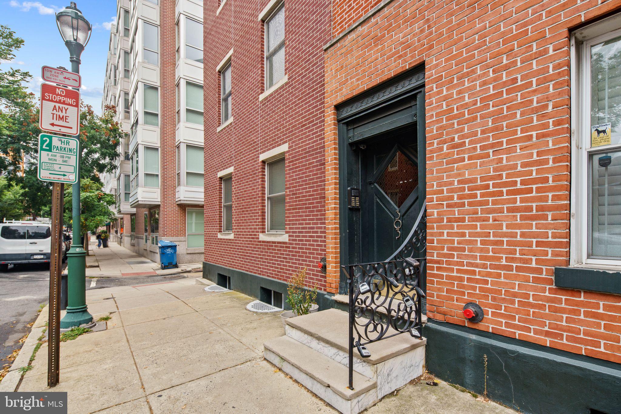WASHINGTON SQ - Residential Lease