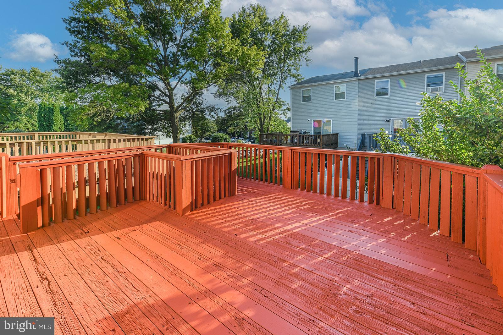 OAKHURST - Residential