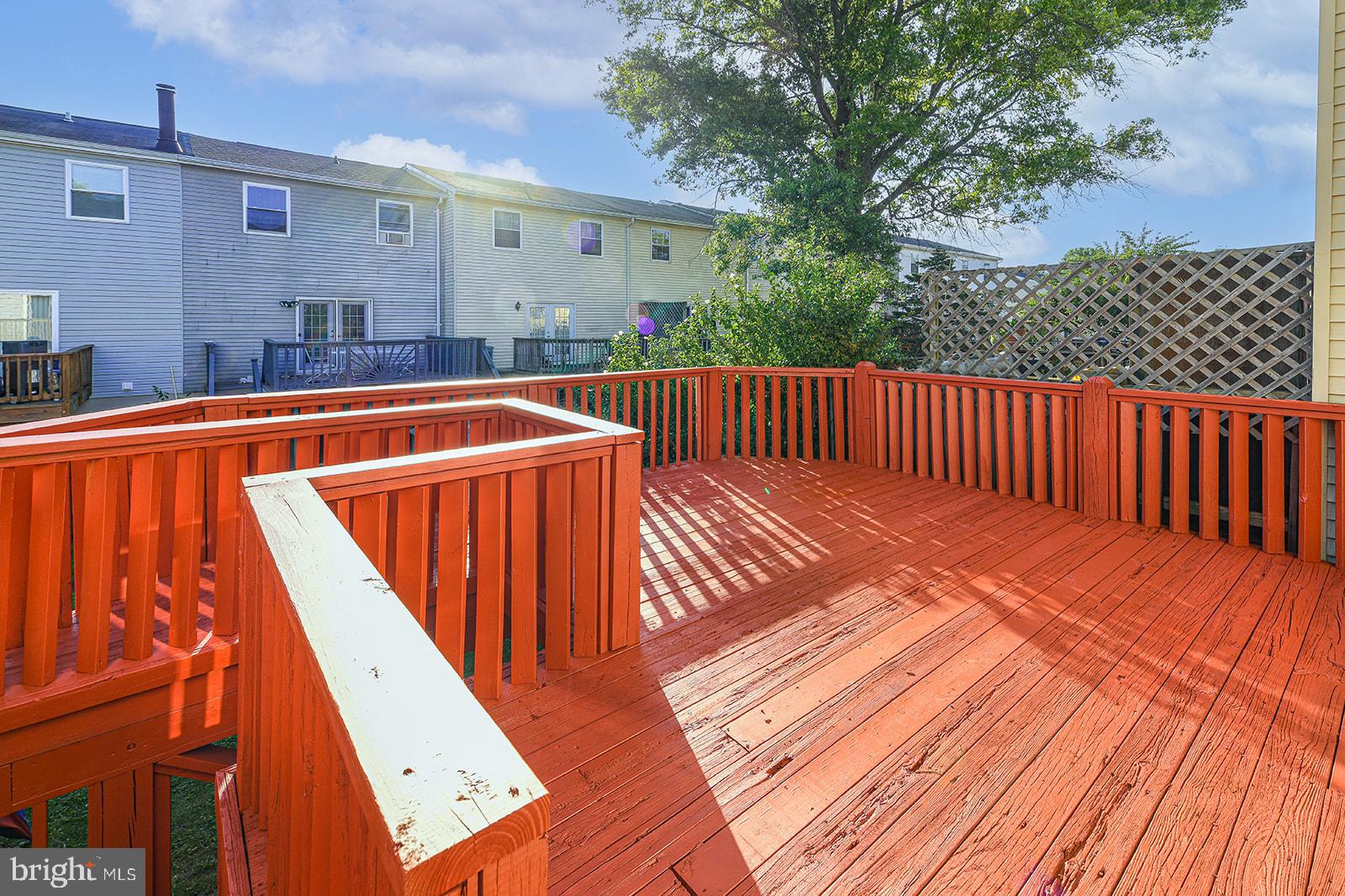 OAKHURST - Residential