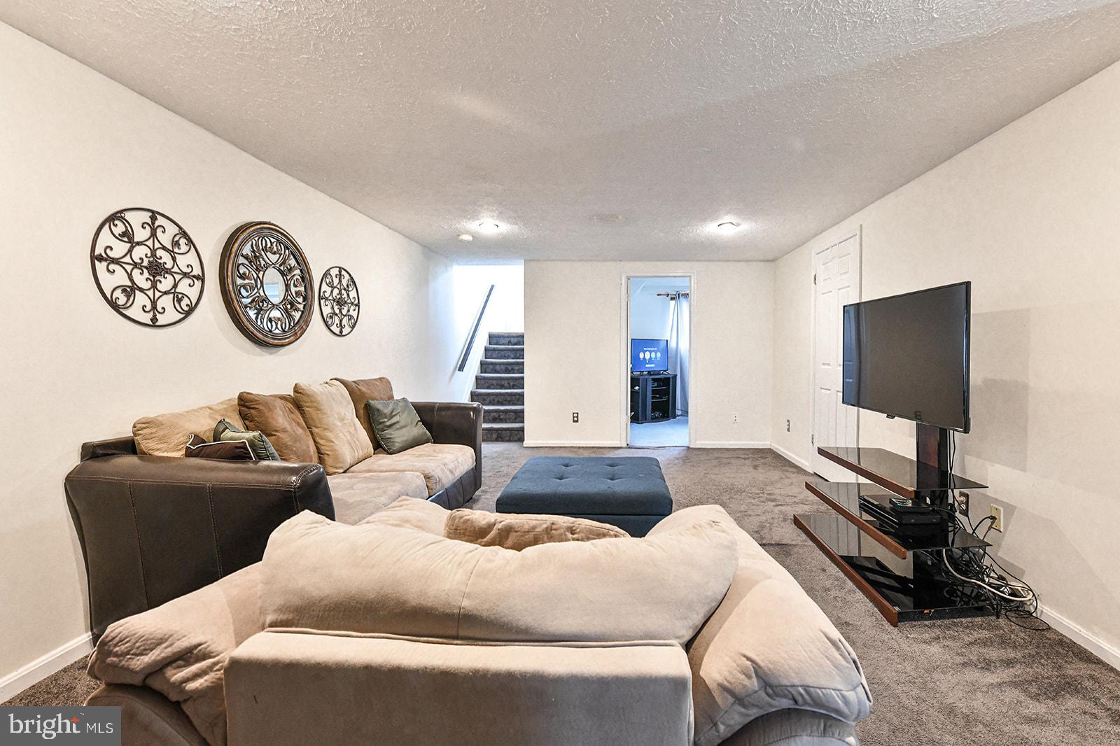 OAKHURST - Residential