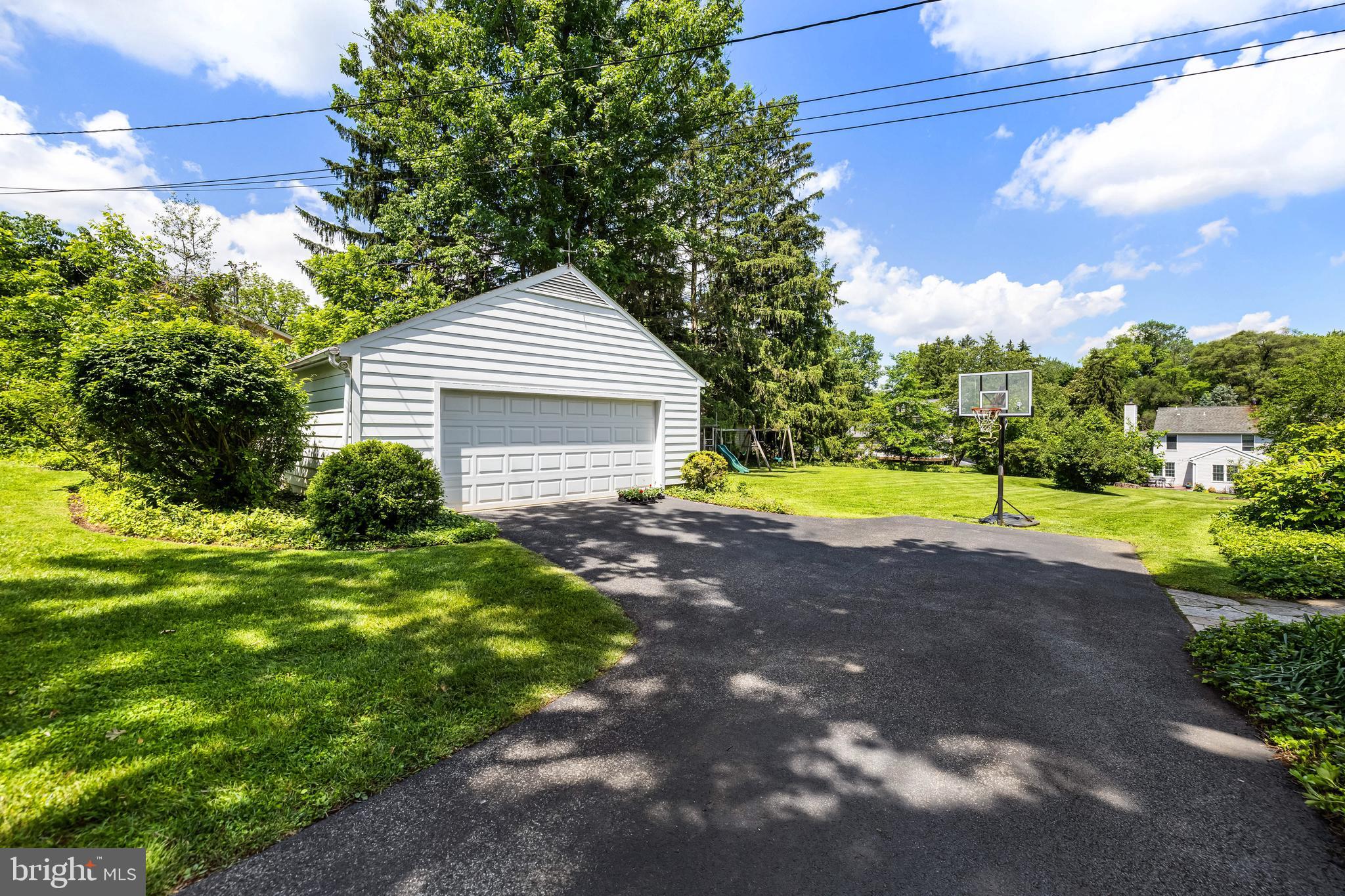 HAMPTON - Residential