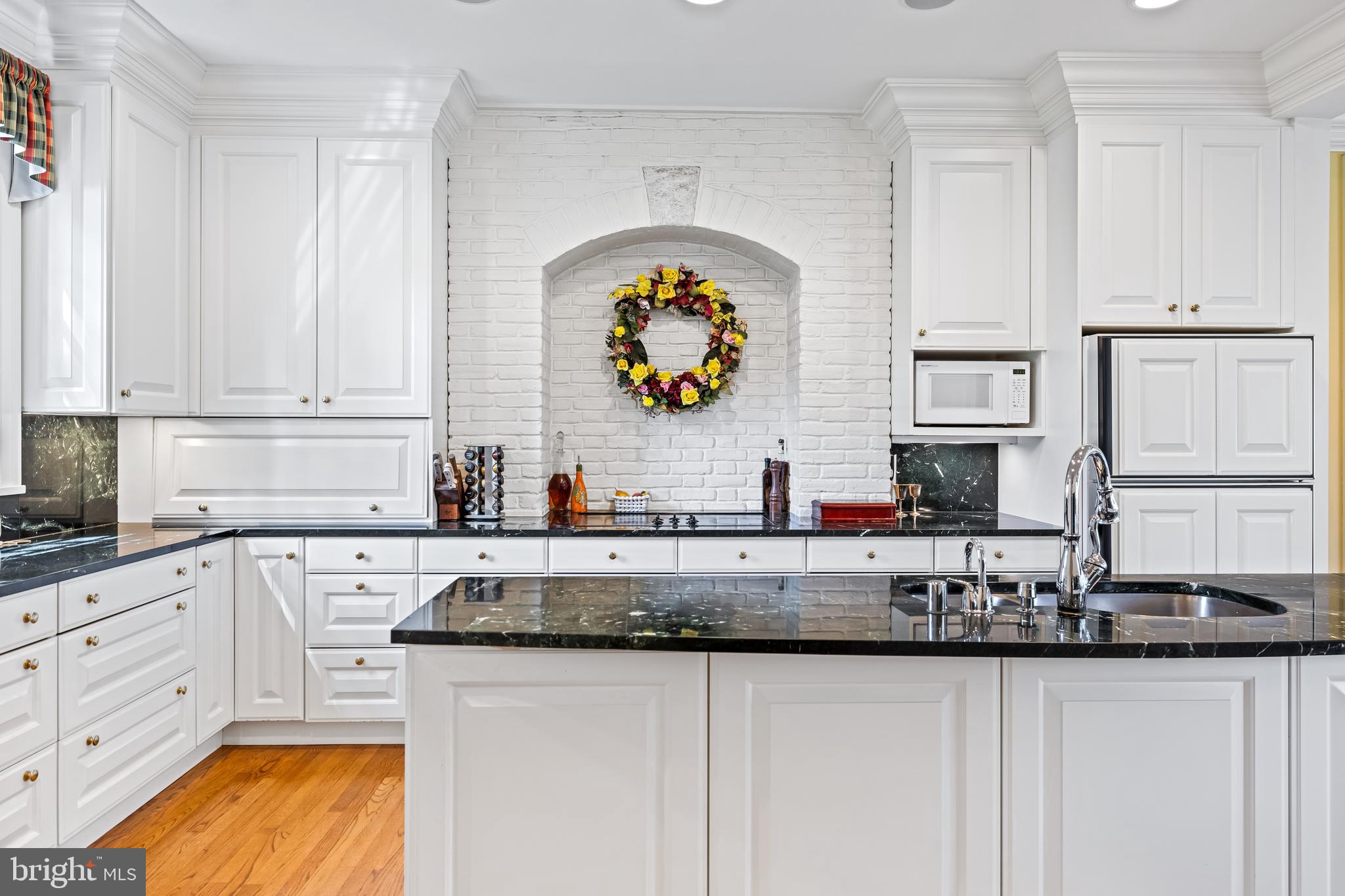 HAMPTON - Residential