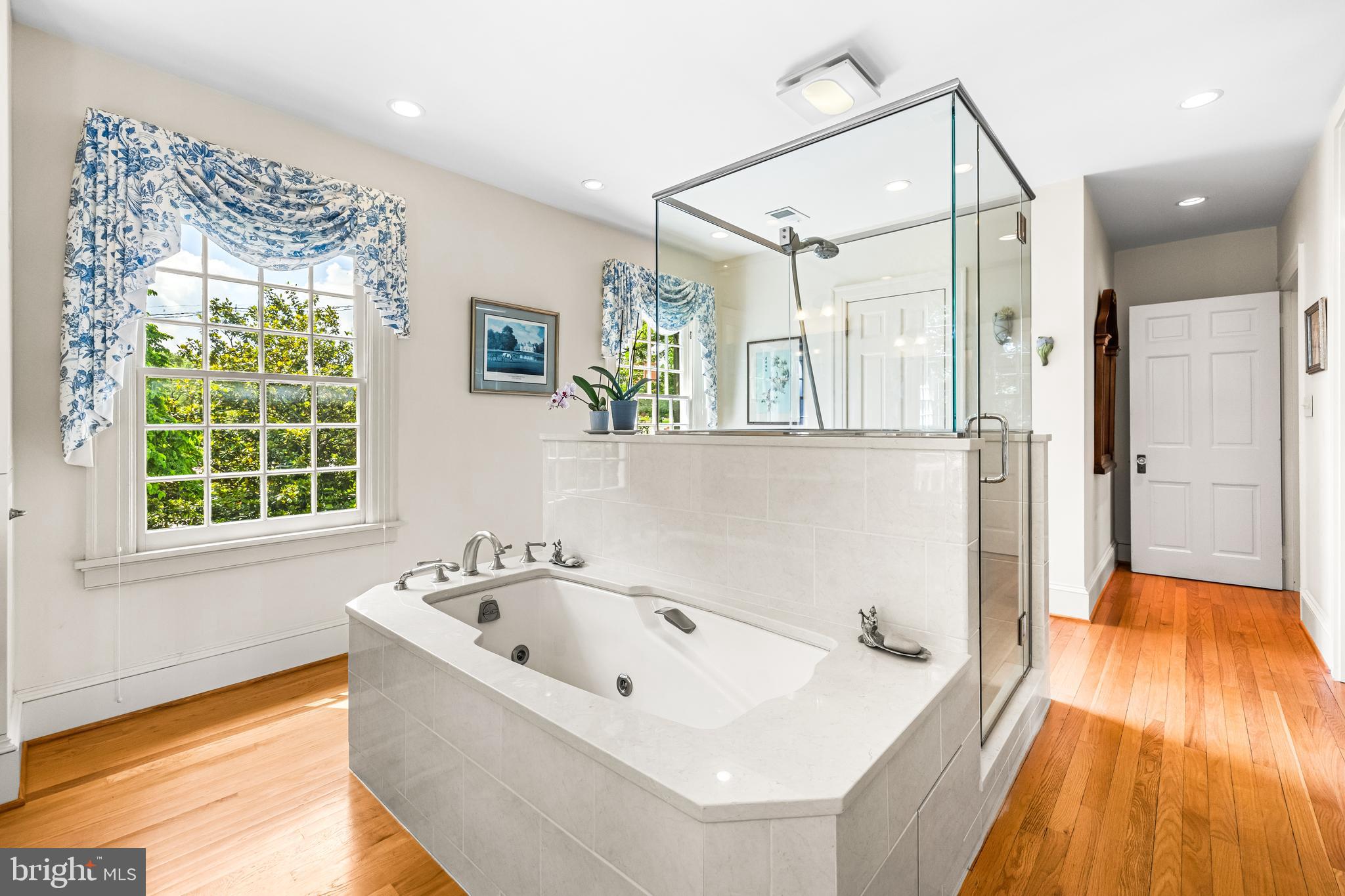 HAMPTON - Residential