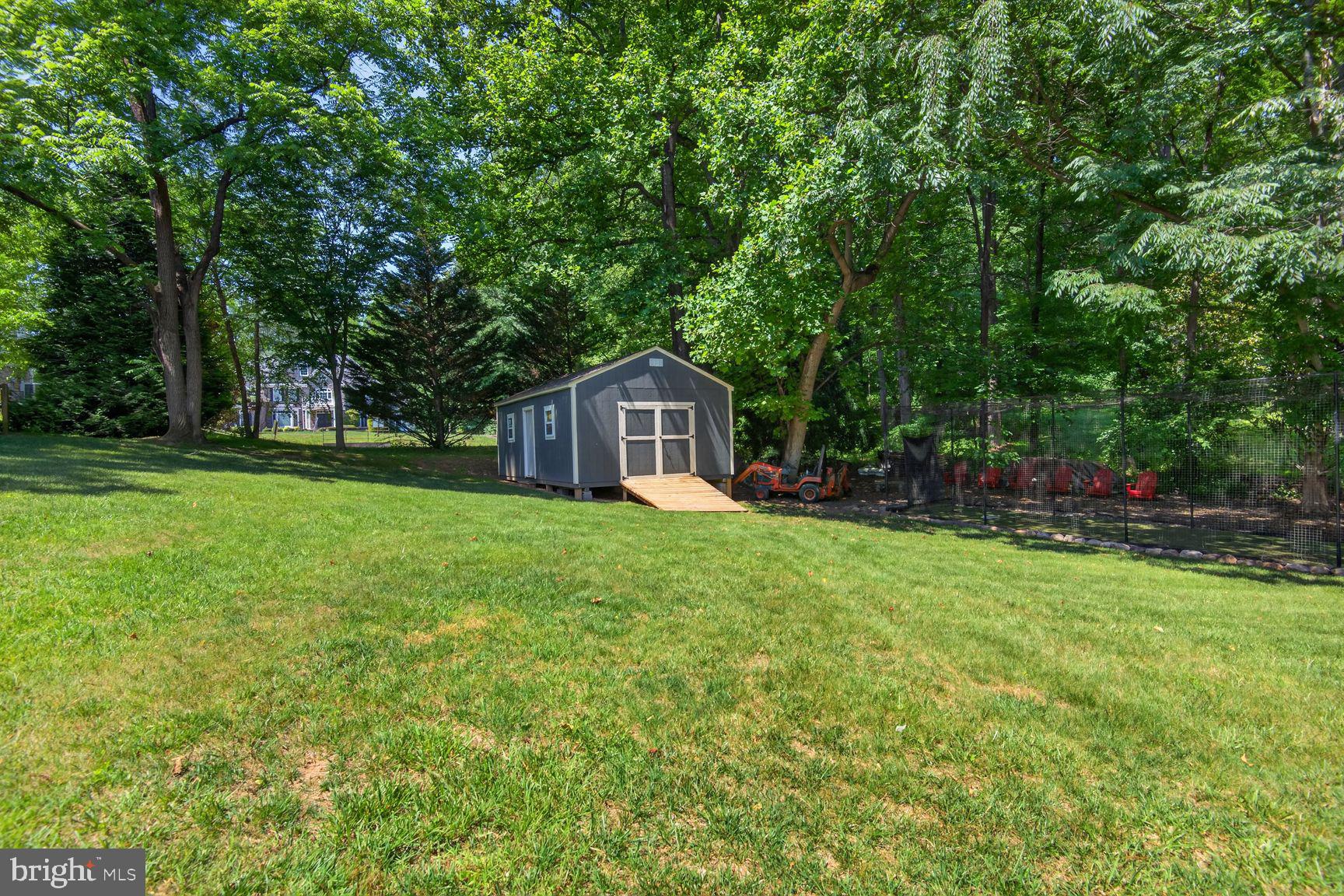 OAKTON - Residential