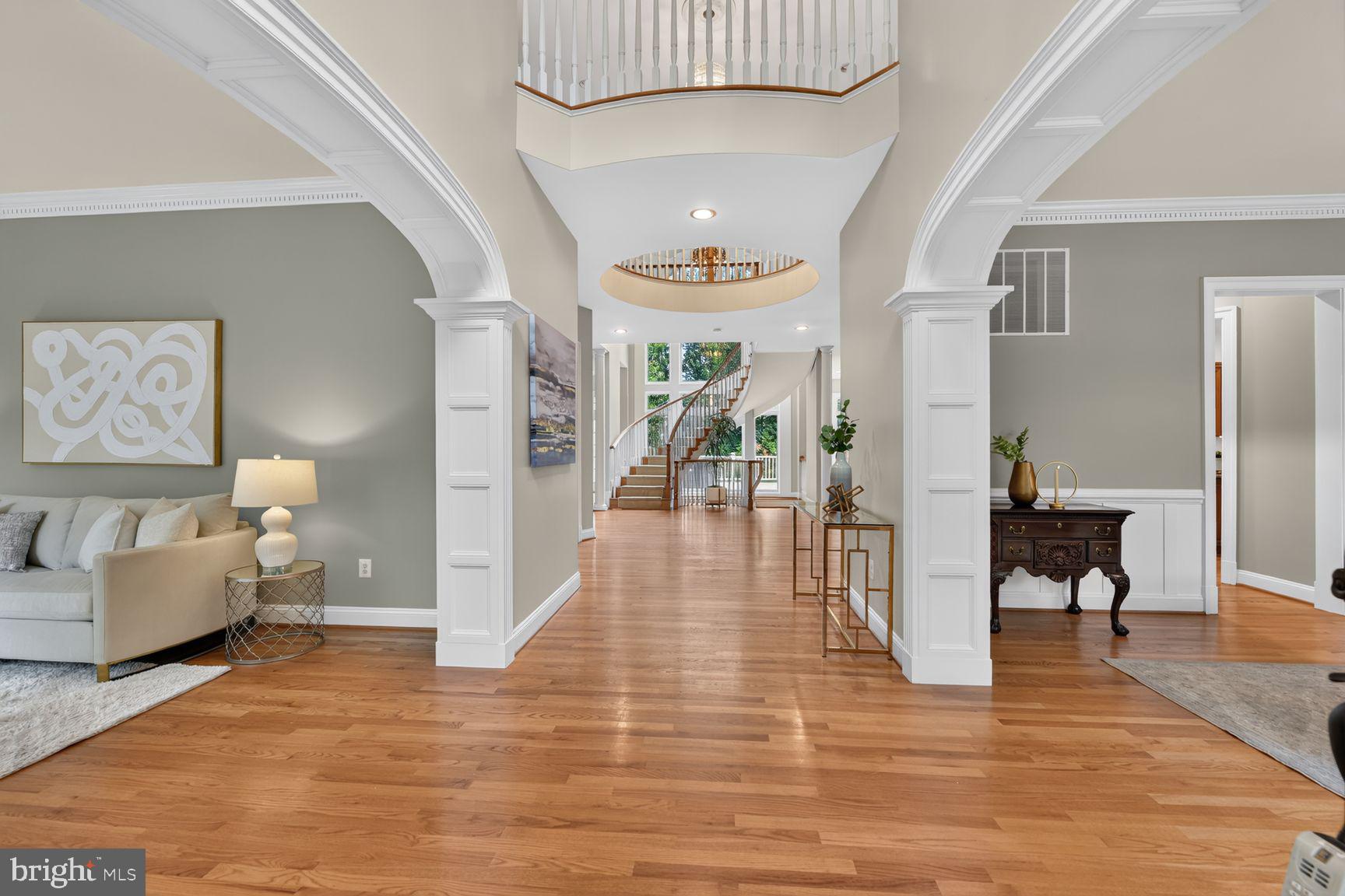 10507 OAKTON RIDGE COURT