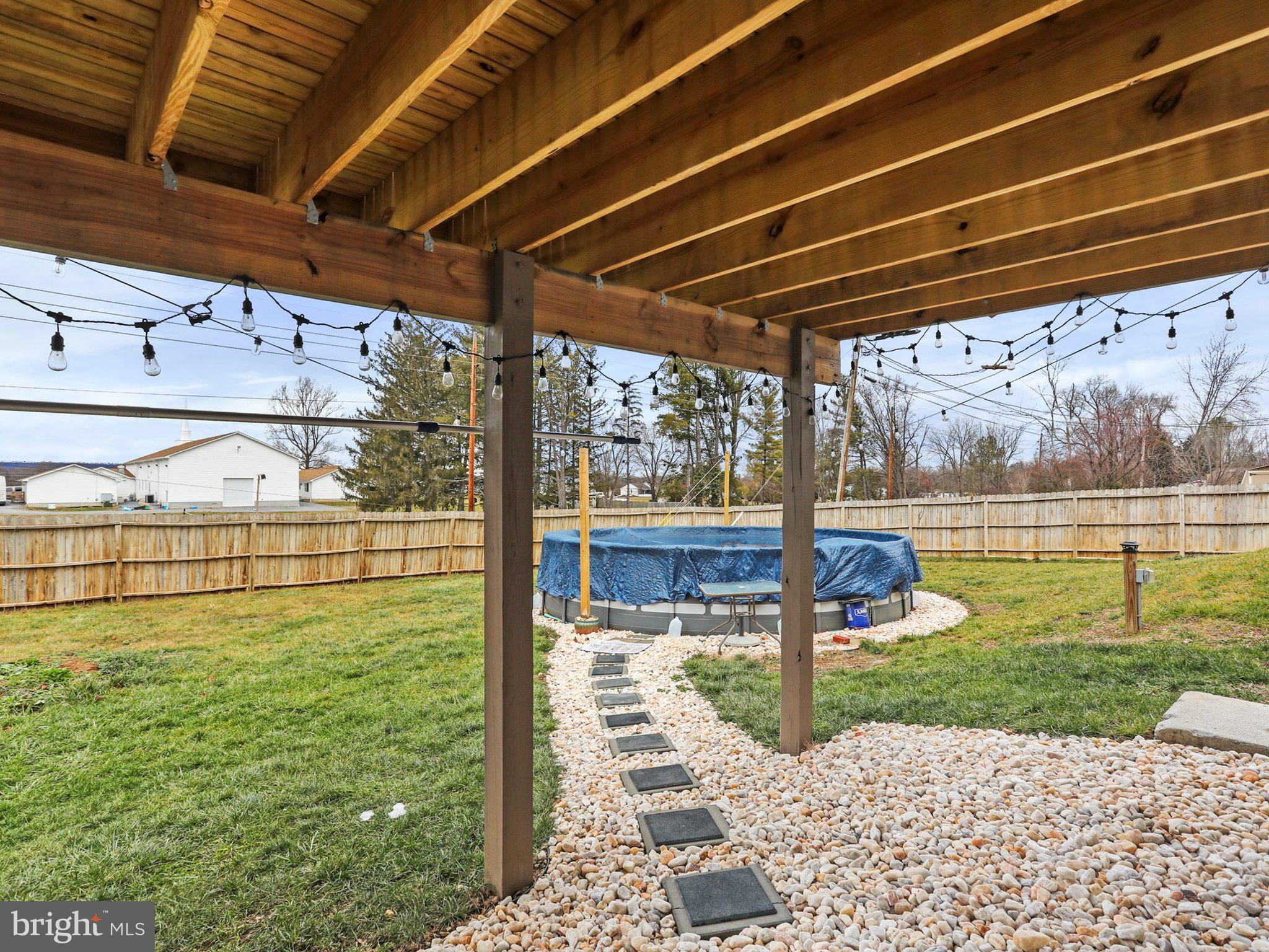 SKY-LIN PARK - Residential