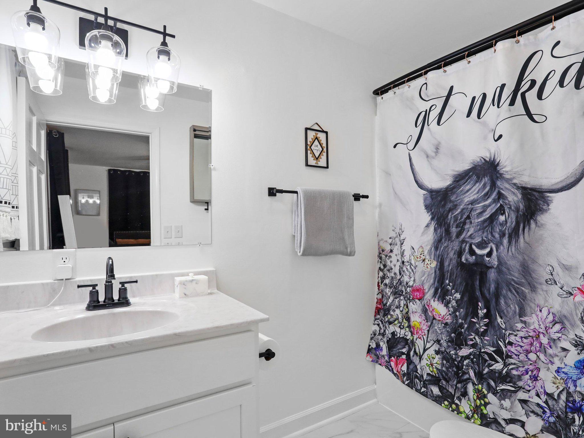 SKY-LIN PARK - Residential