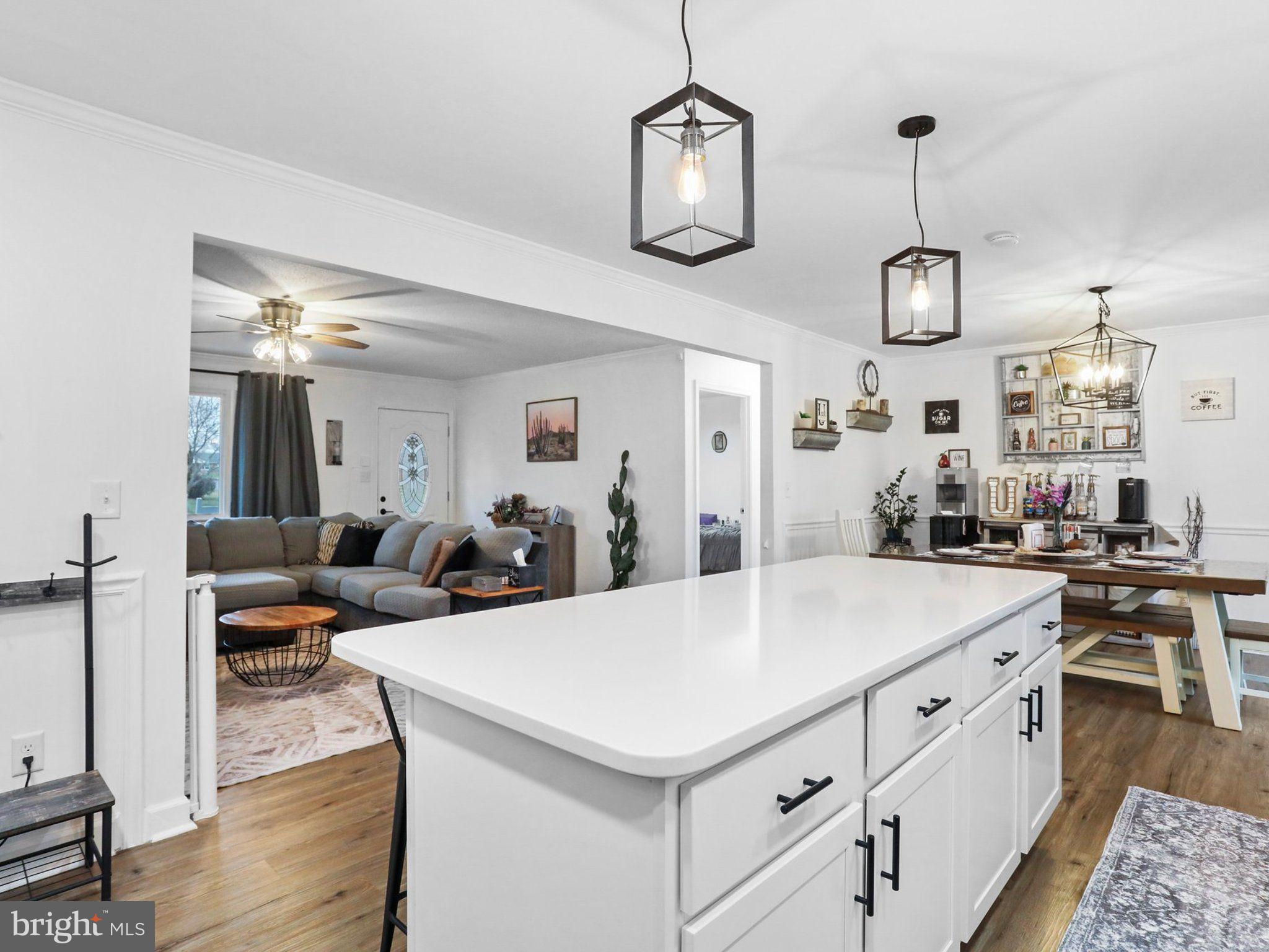 SKY-LIN PARK - Residential