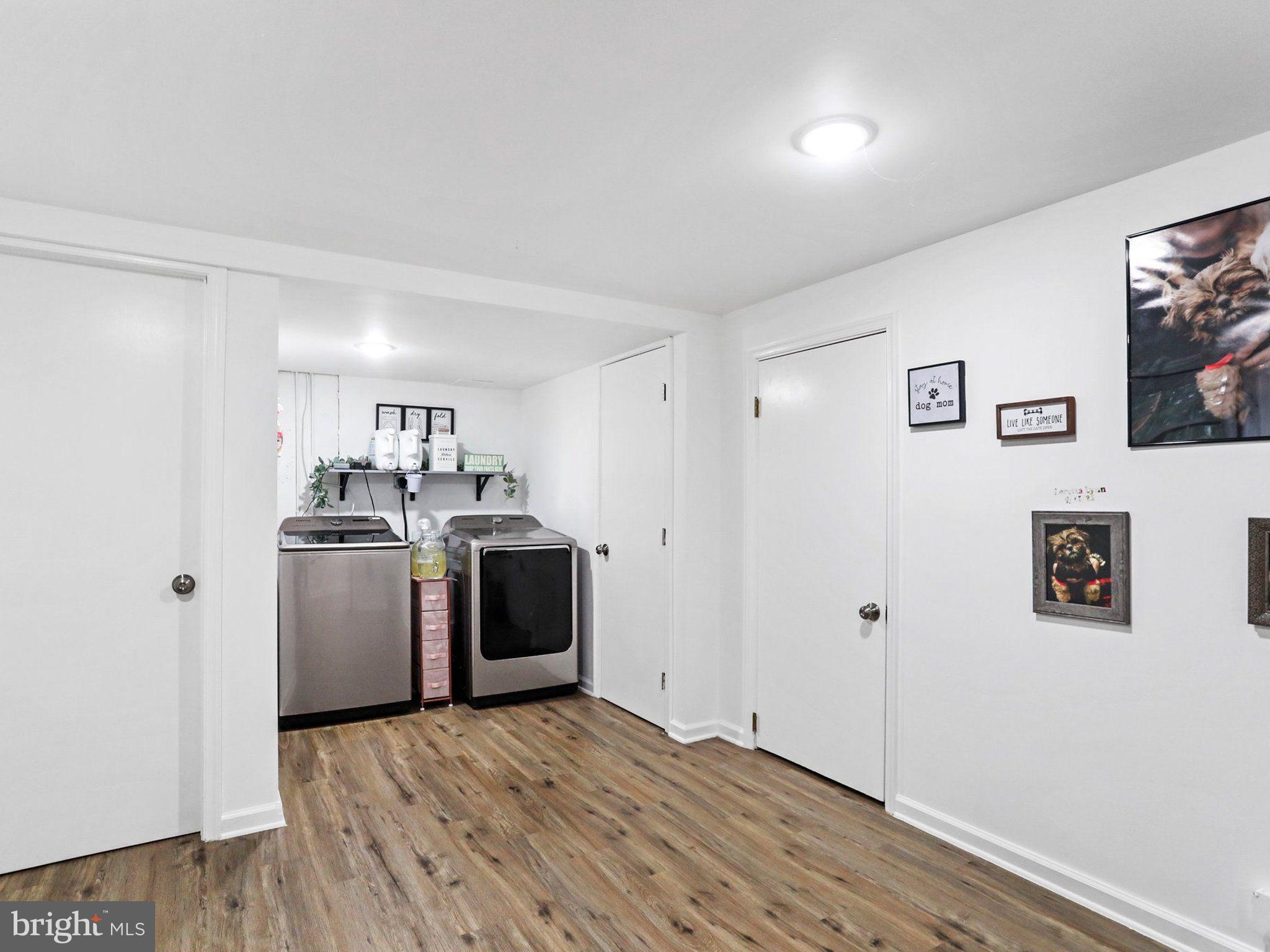 SKY-LIN PARK - Residential