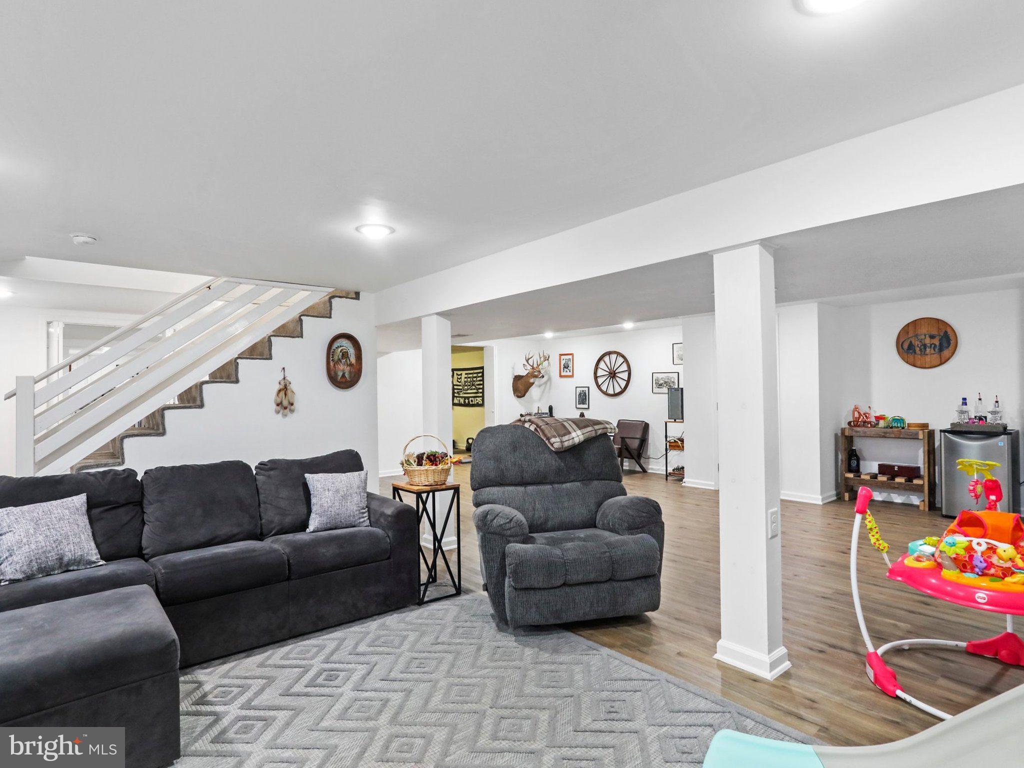 SKY-LIN PARK - Residential