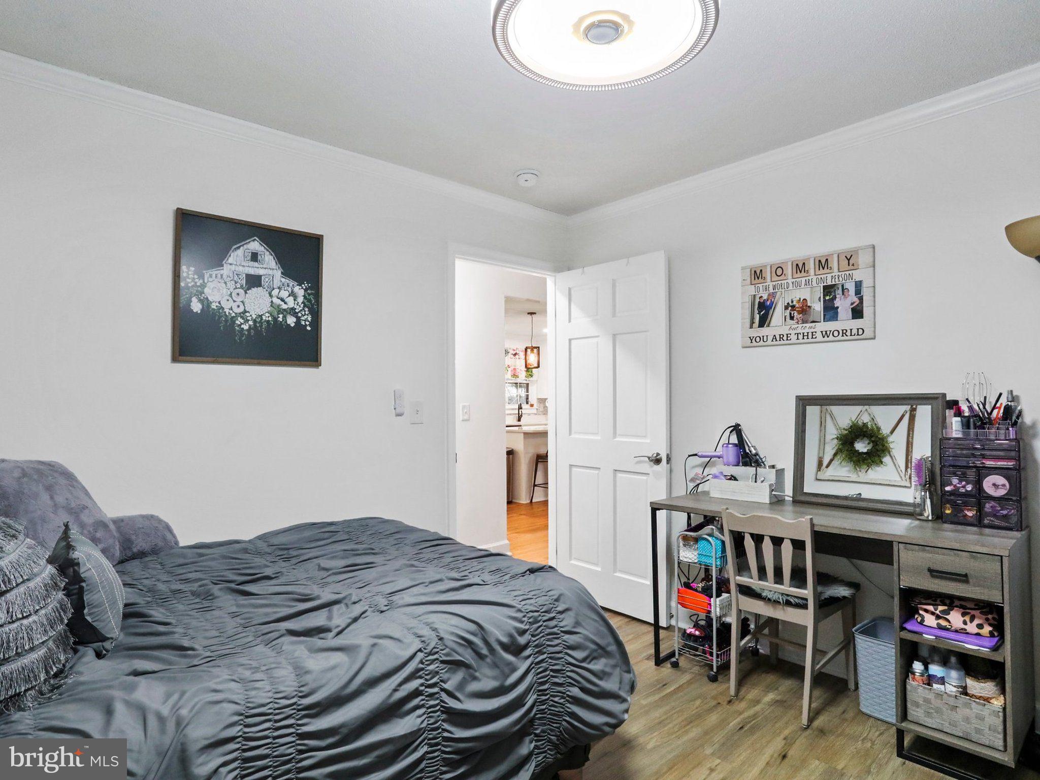 SKY-LIN PARK - Residential