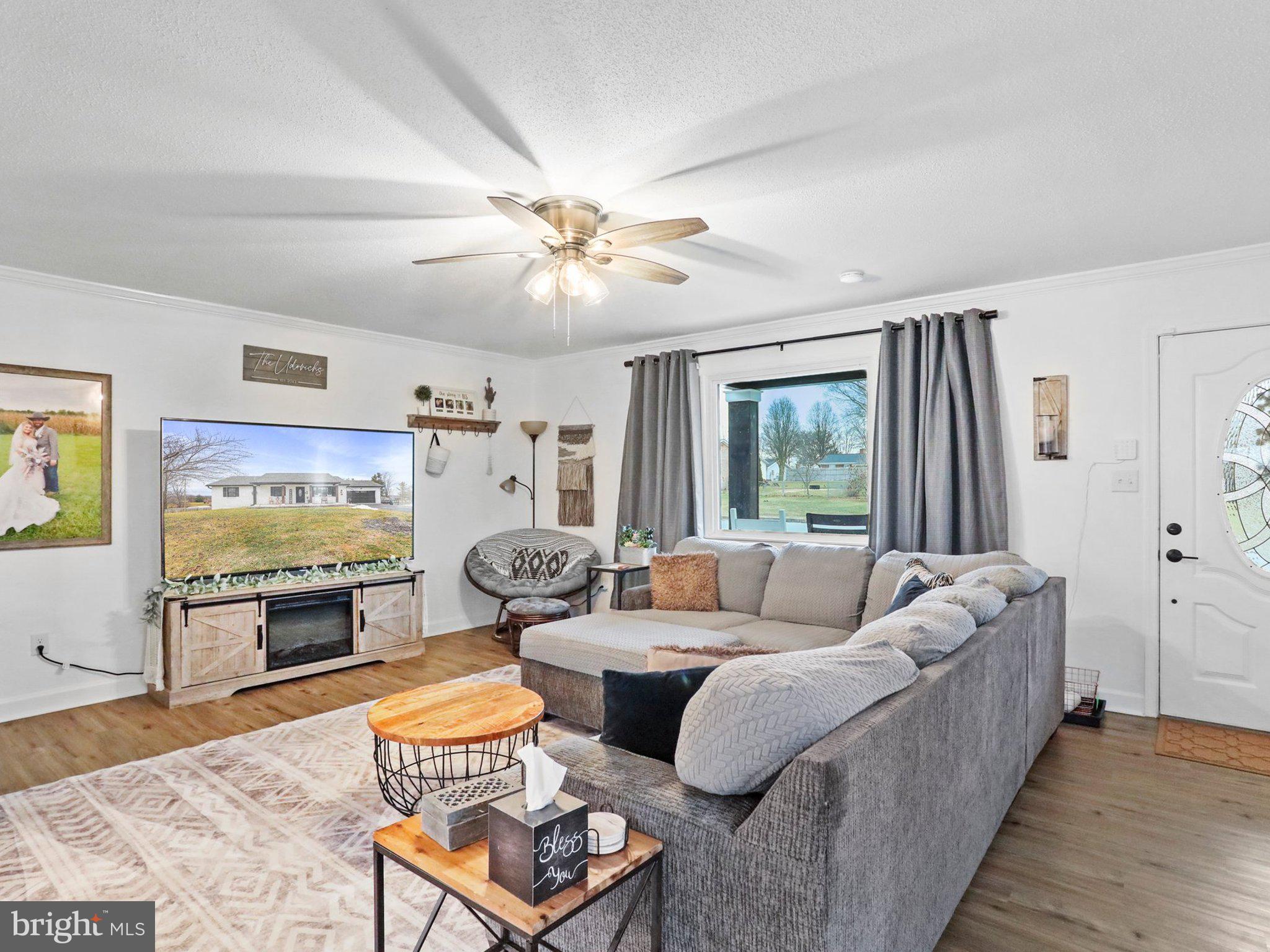 SKY-LIN PARK - Residential