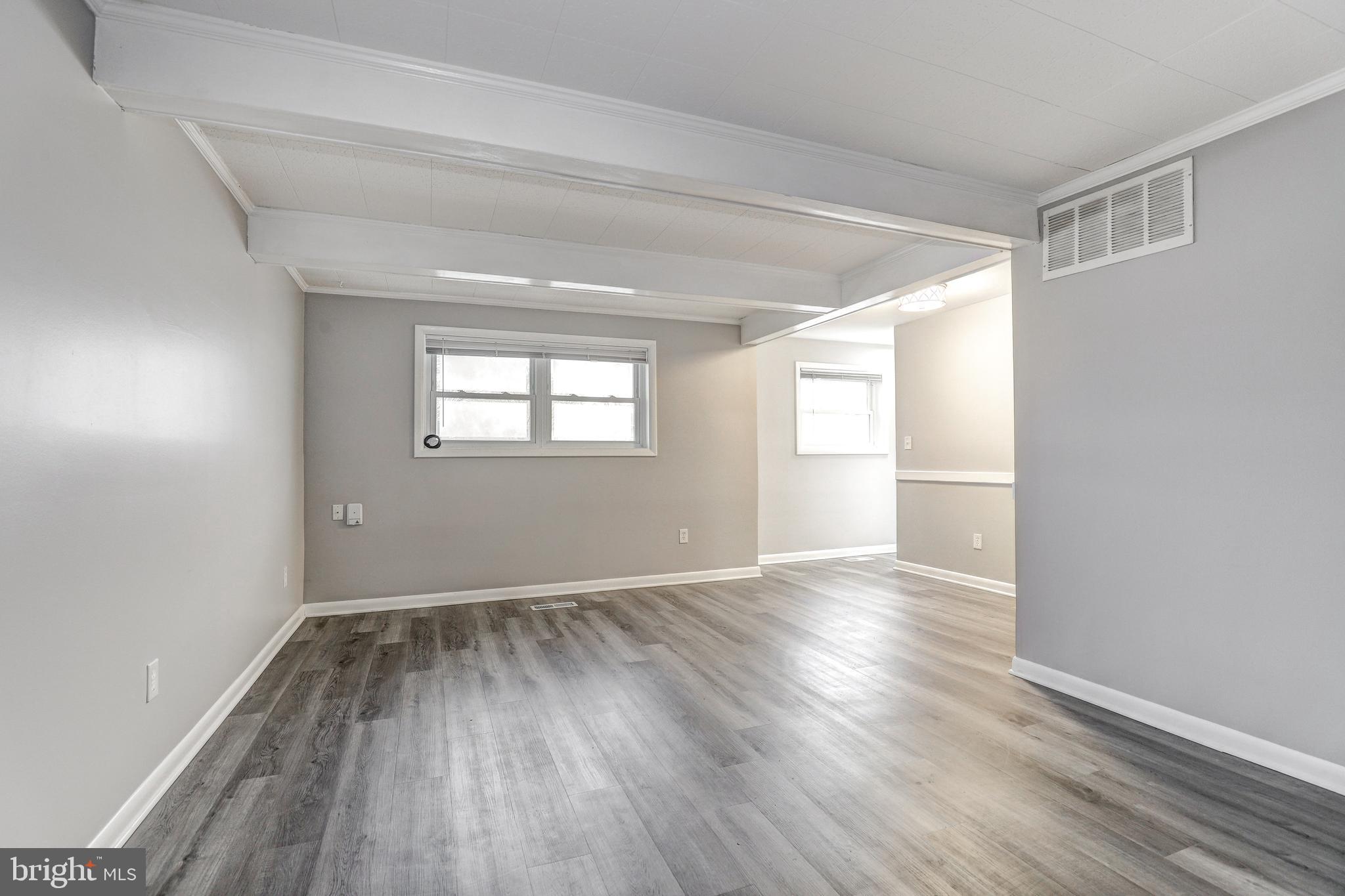 WARREN LODGE - Residential