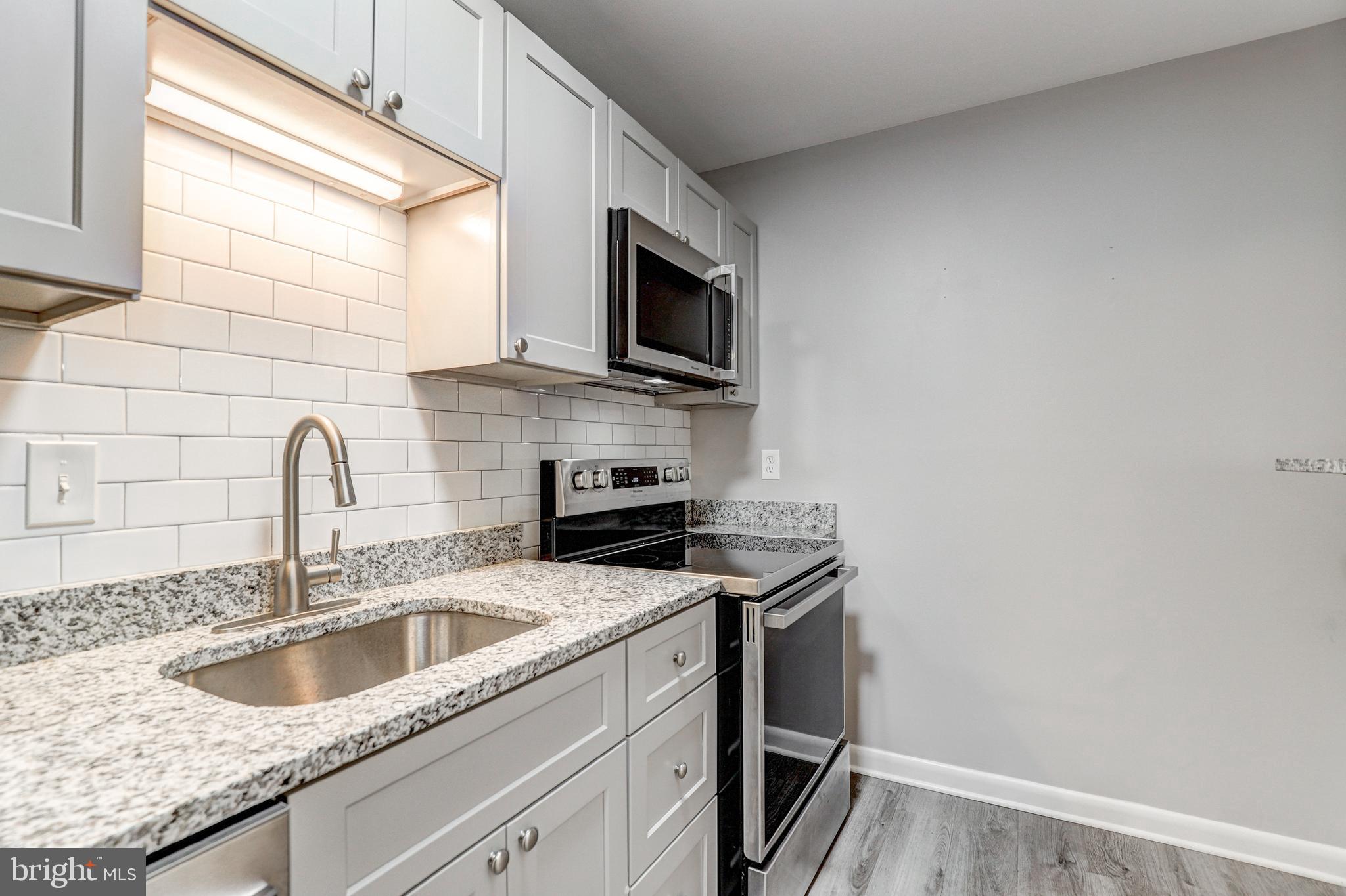 WARREN LODGE - Residential