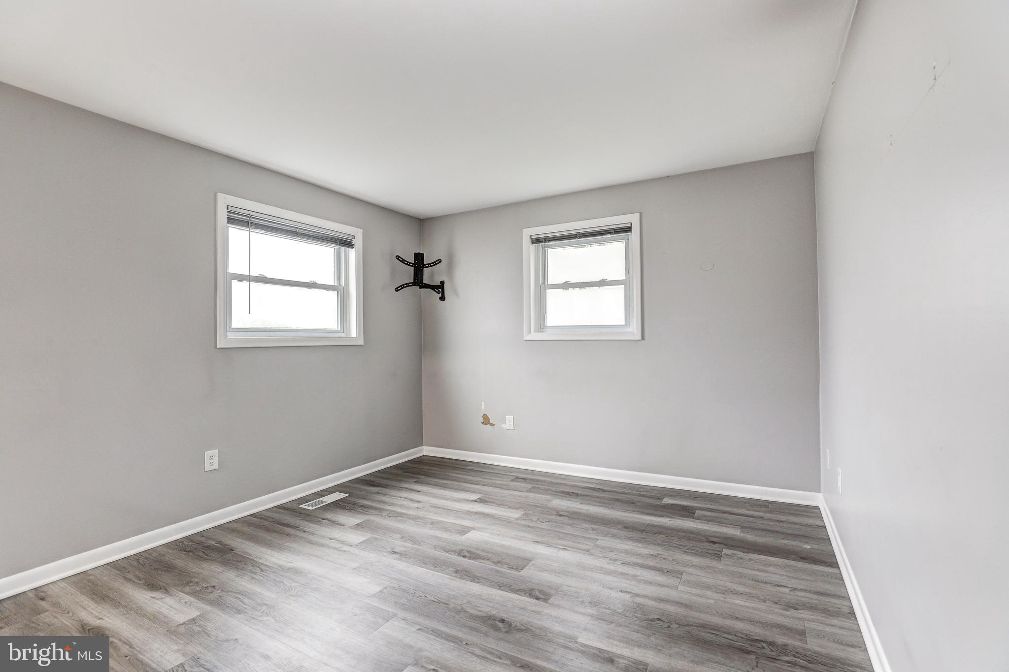 WARREN LODGE - Residential