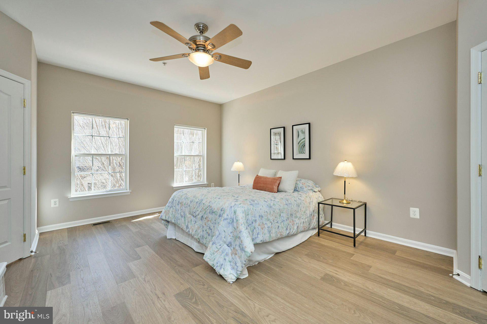 THE TOWNES AT VILLAGE PLACE - Residential