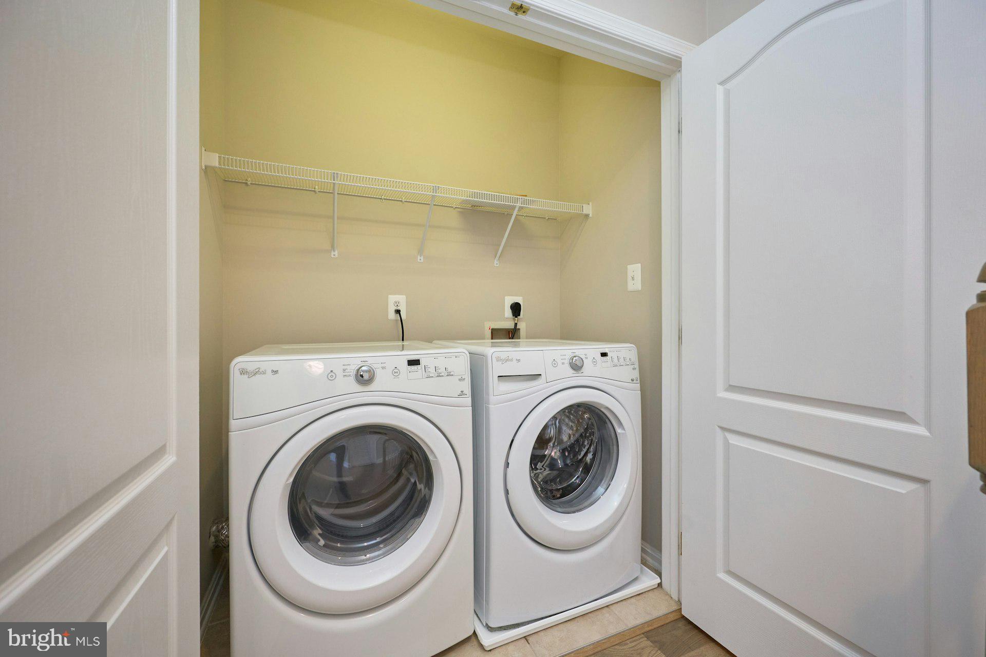 THE TOWNES AT VILLAGE PLACE - Residential