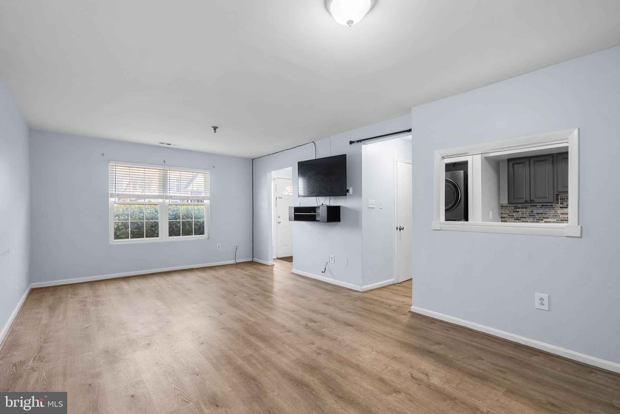 COLESVILLE VILLAGE - Residential