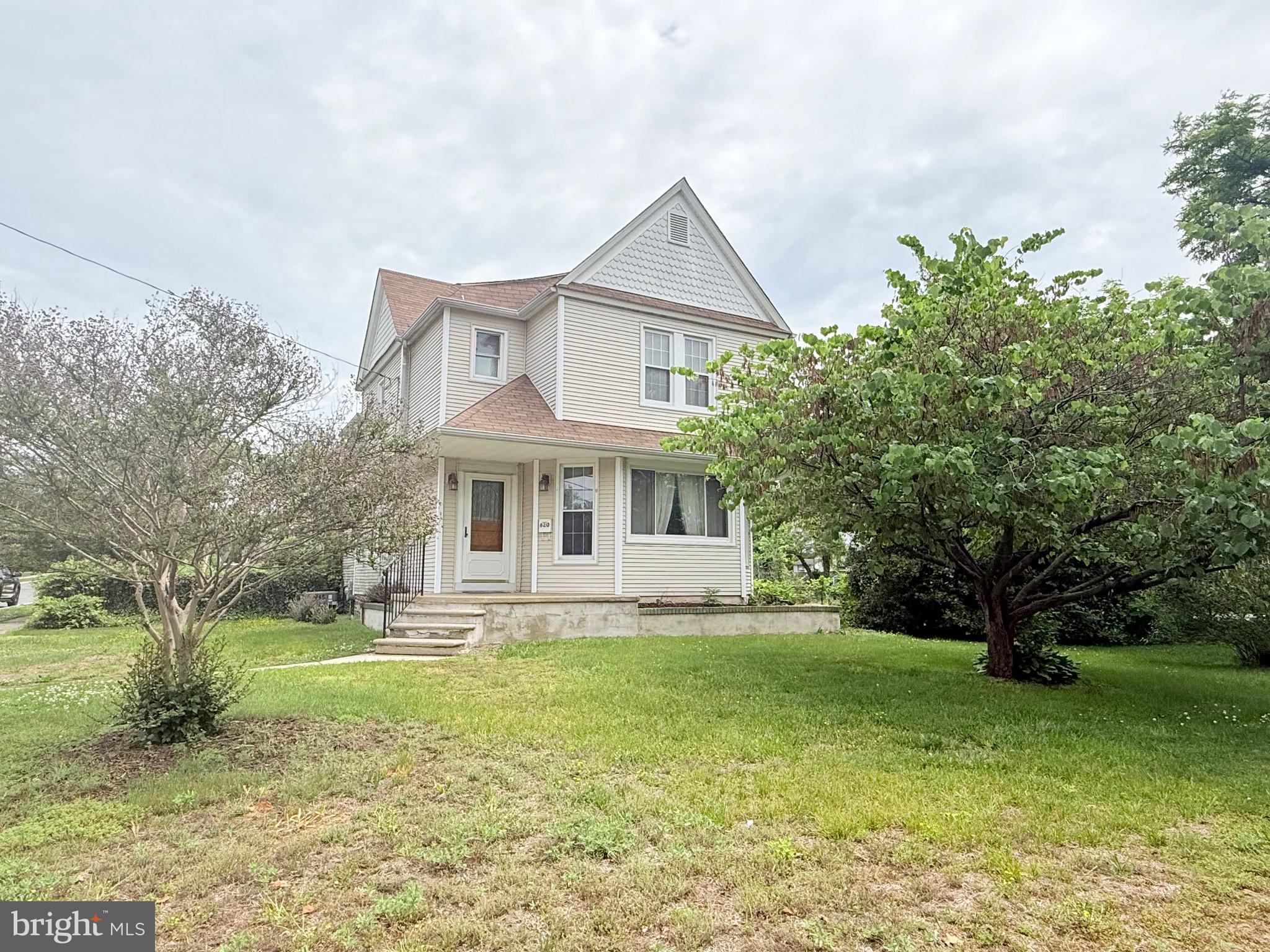 620 CENTRAL AVENUE