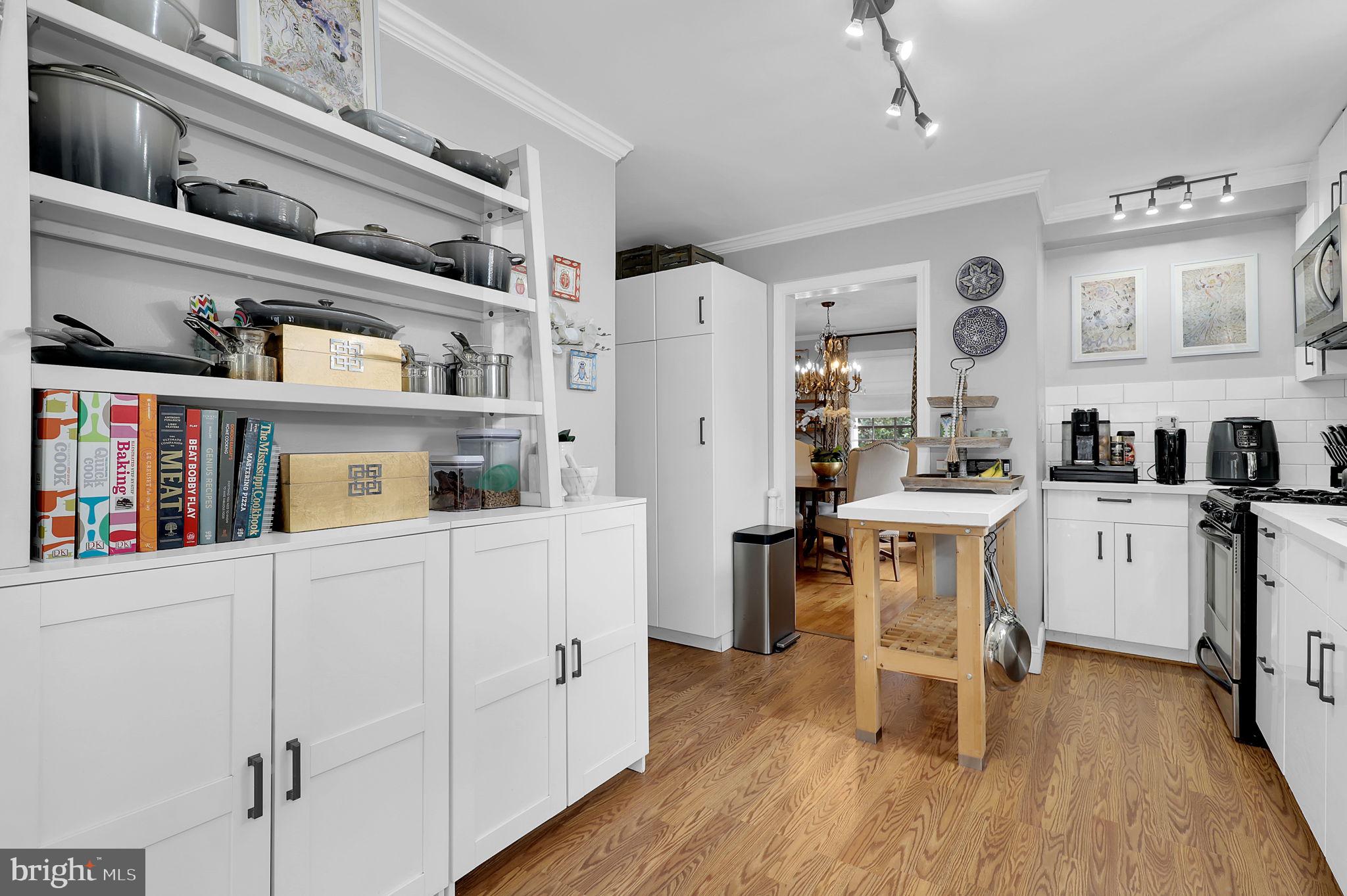 INDIAN SPRING MANOR - Residential