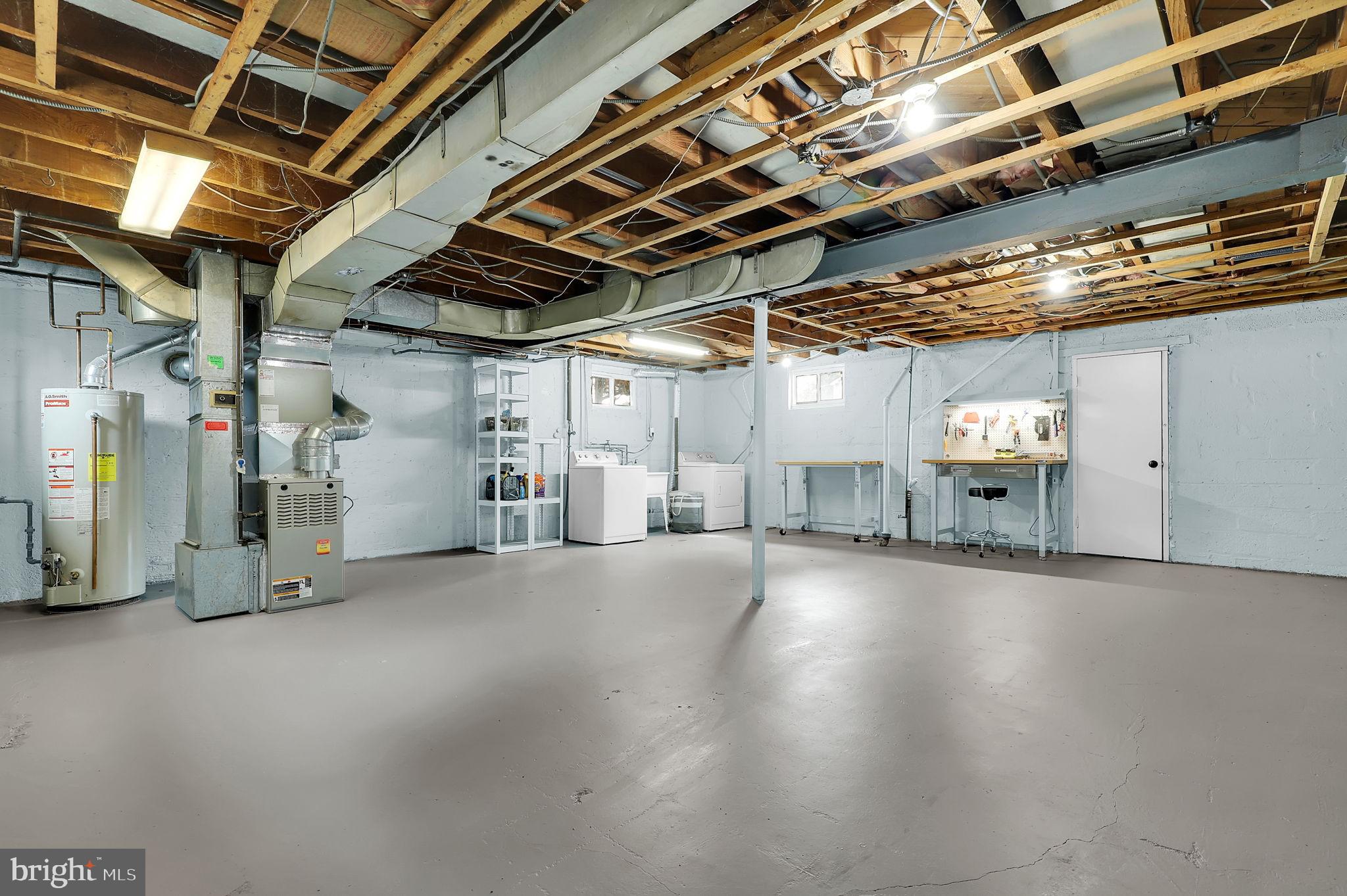 INDIAN SPRING MANOR - Residential