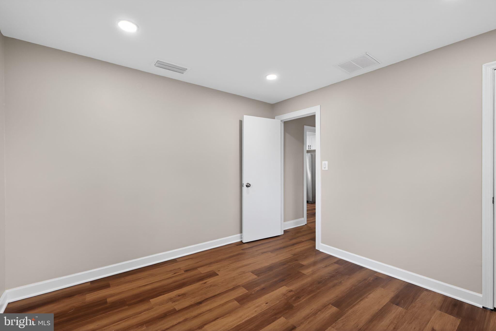 SEVERN - Residential