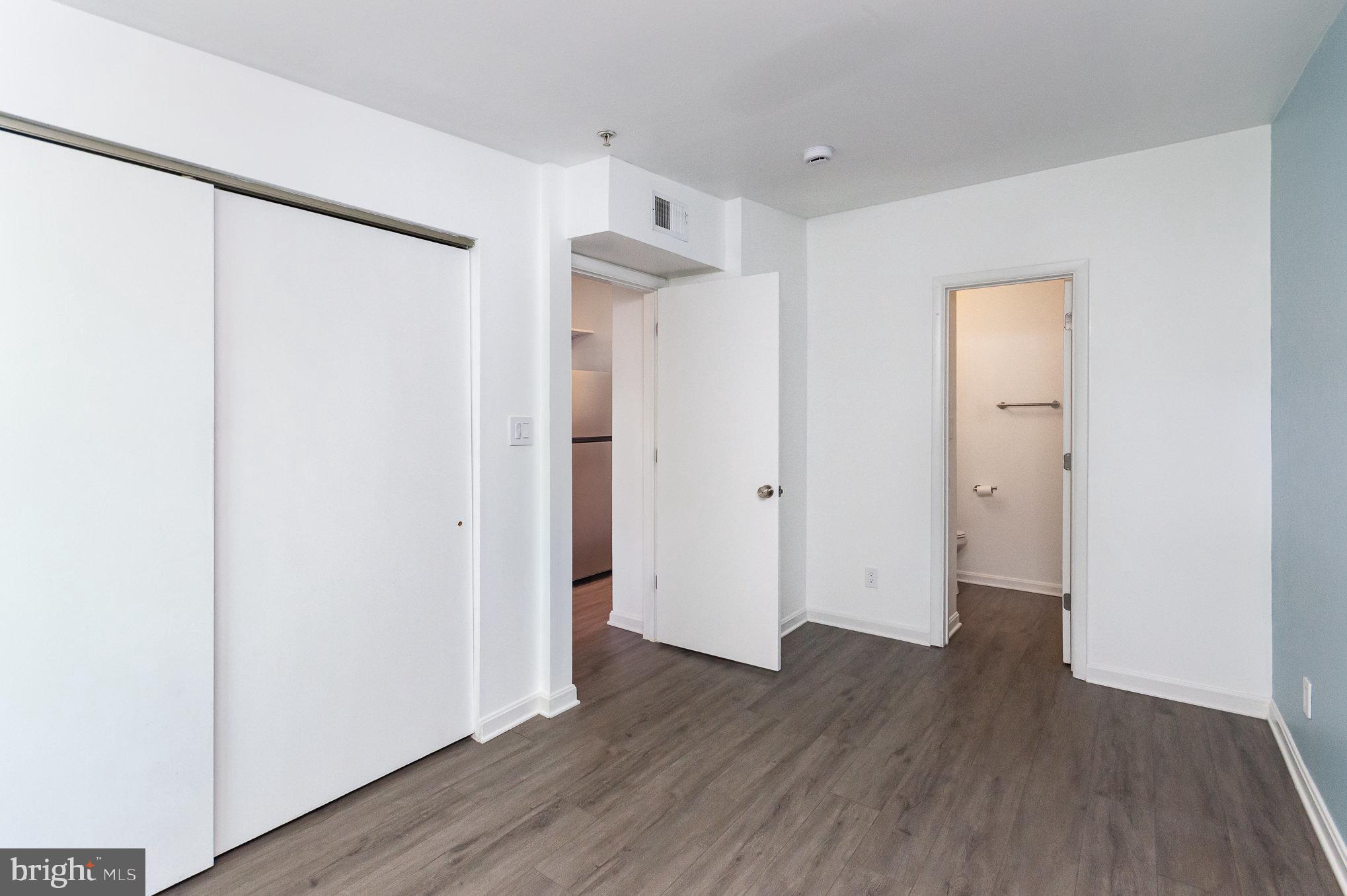 RIGGS HILL - Residential Lease