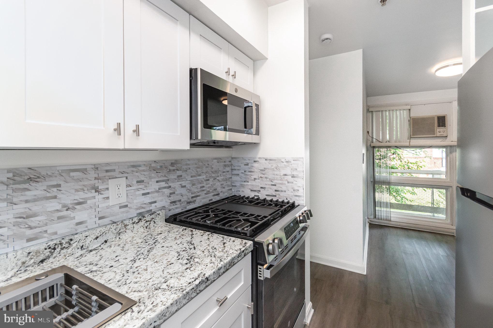 RIGGS HILL - Residential Lease