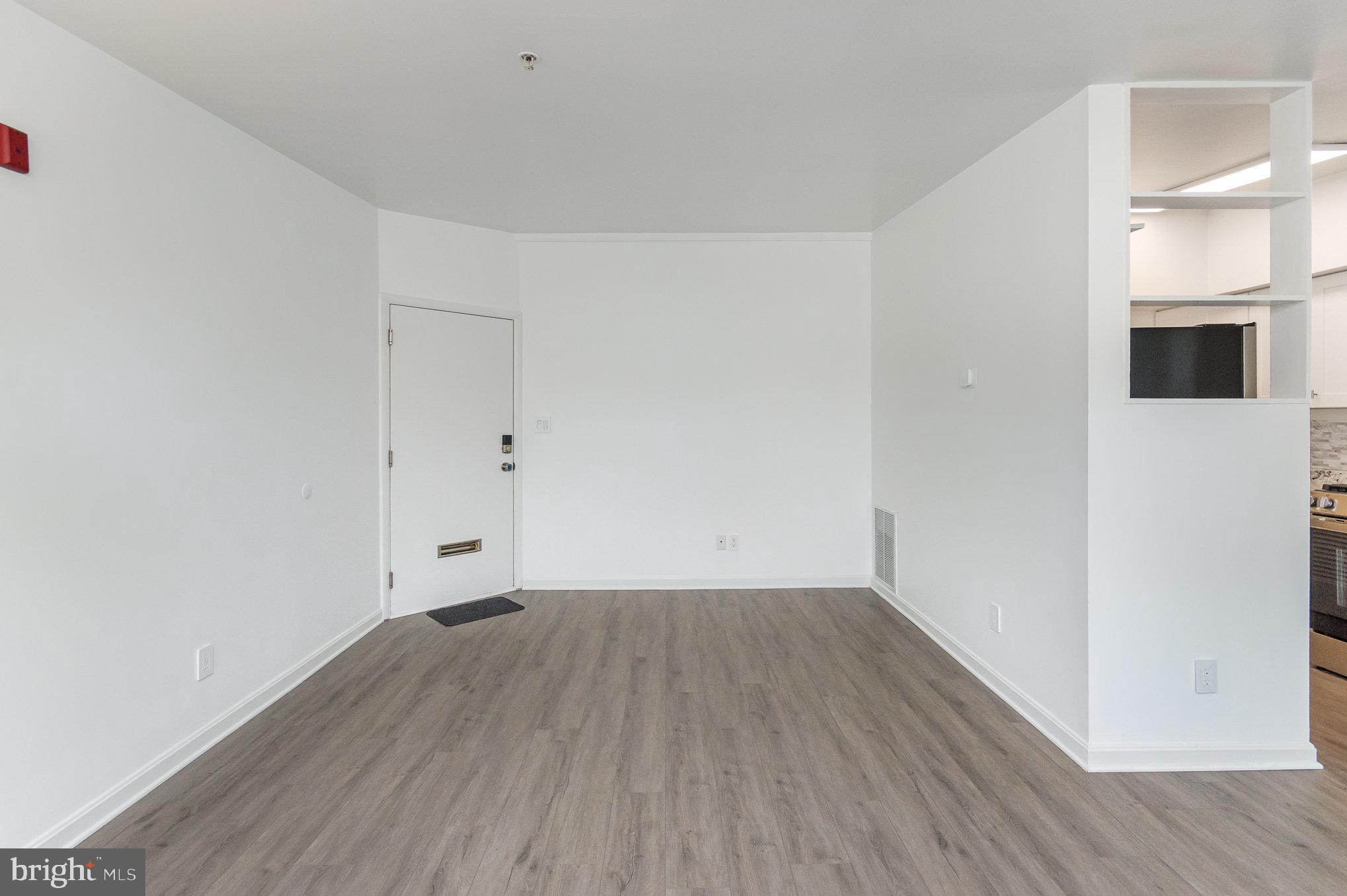 RIGGS HILL - Residential Lease