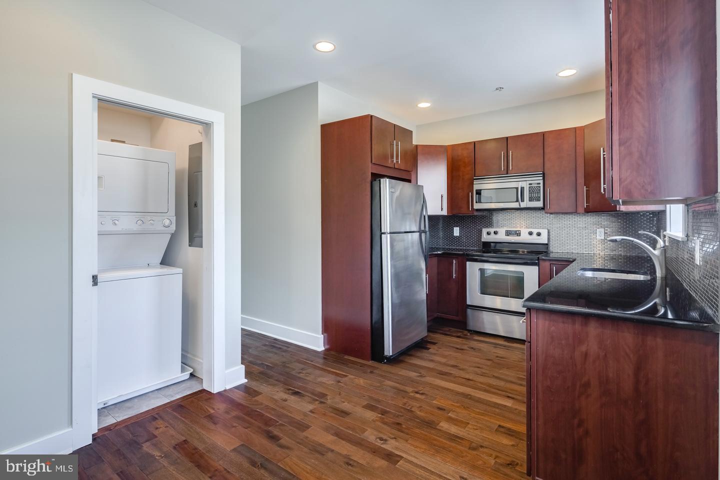 GRADUATE HOSPITAL - Residential Lease