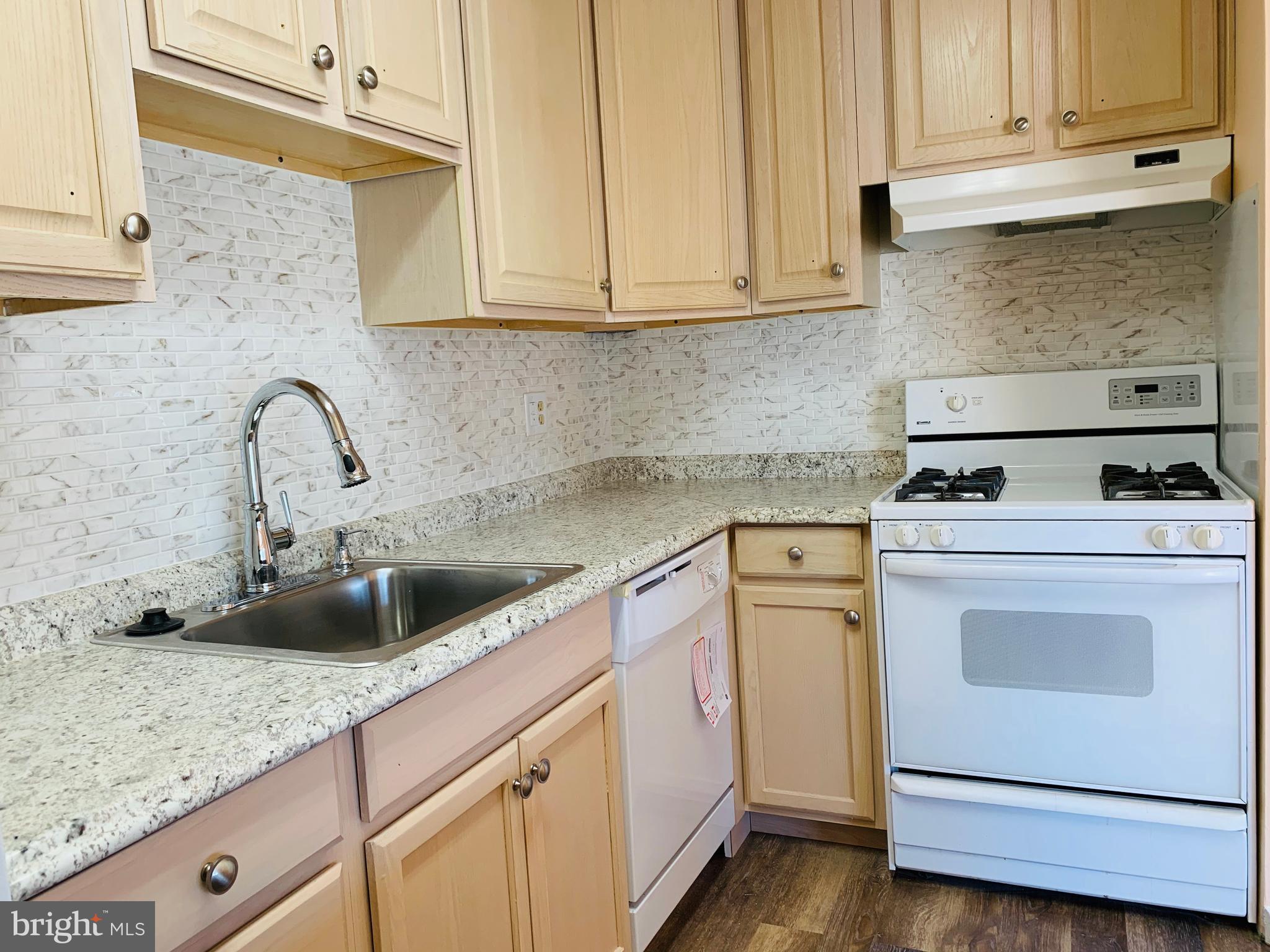 CHESNUT HILL - Residential Lease