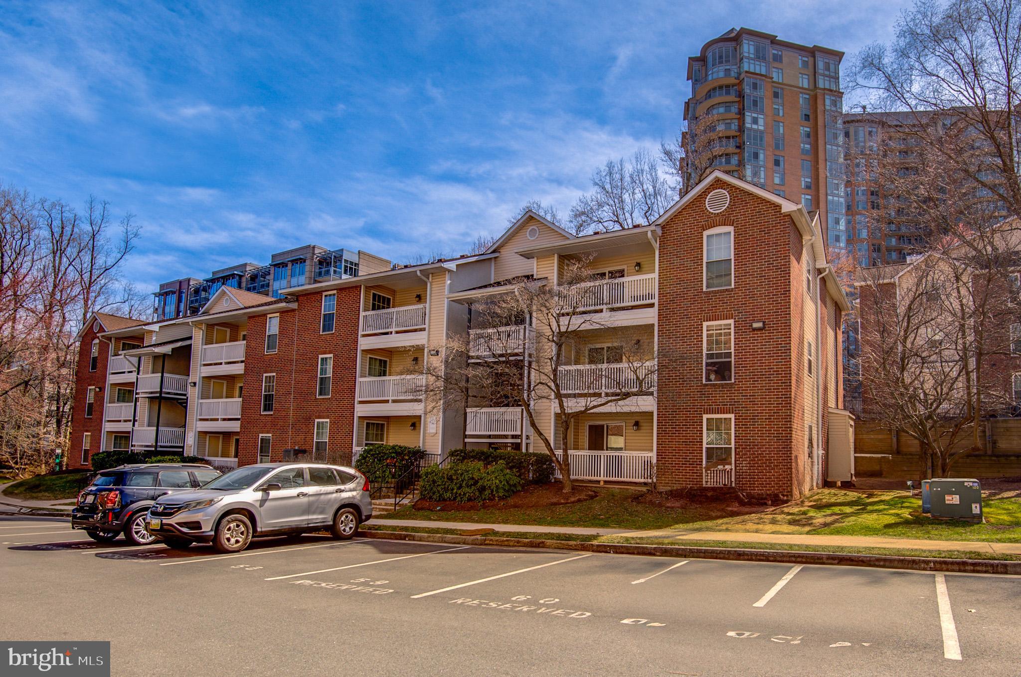 1511 LINCOLN WAY 201B